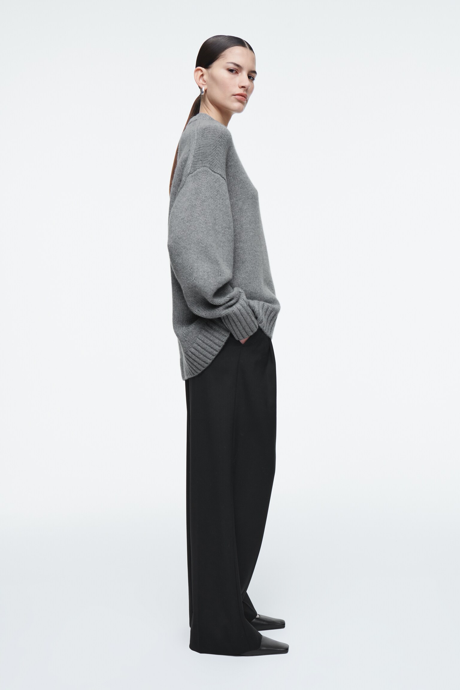 CHUNKY CASHMERE CREW-NECK JUMPER - GREY - 6
