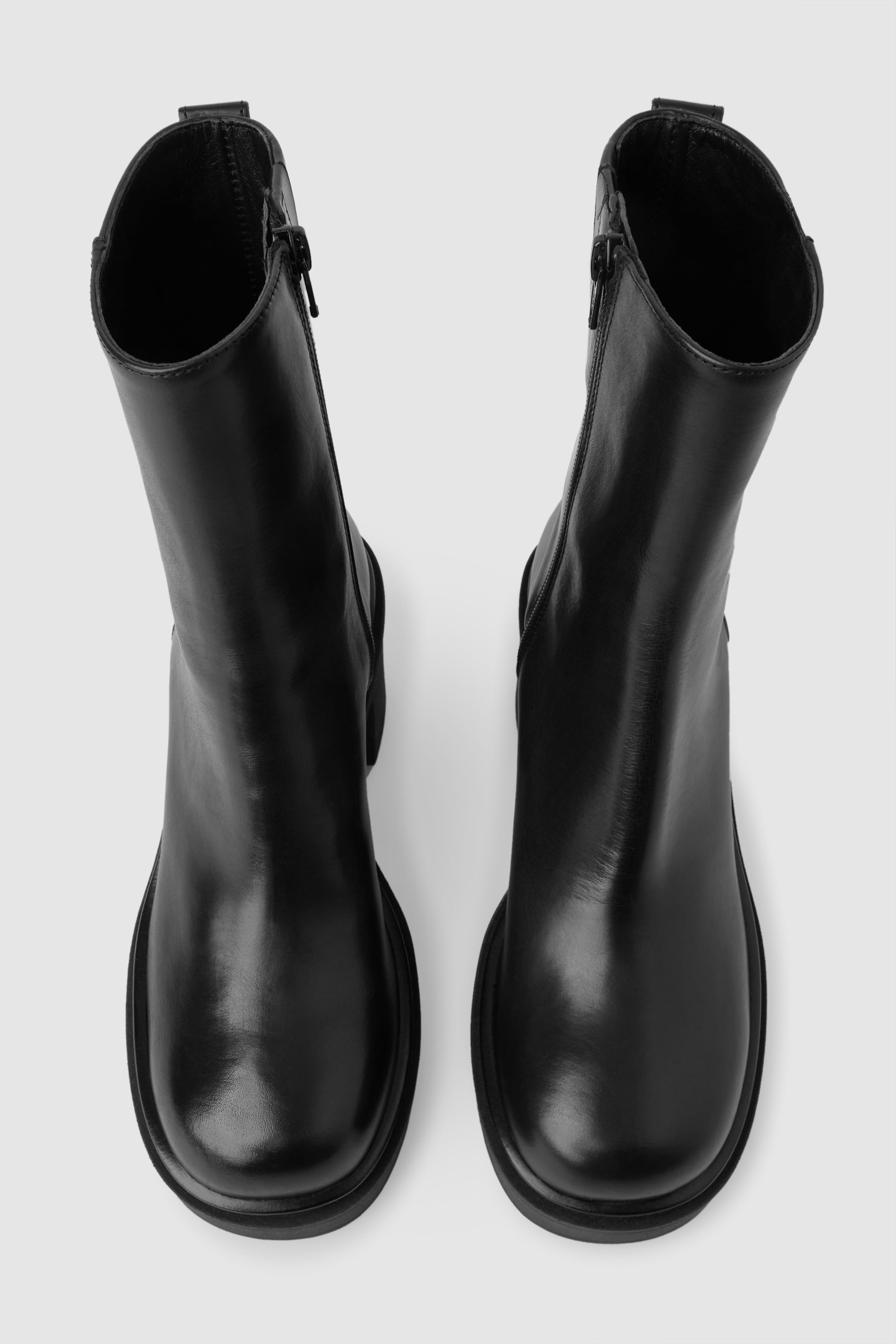 StillMedia/DescriptiveStillLife