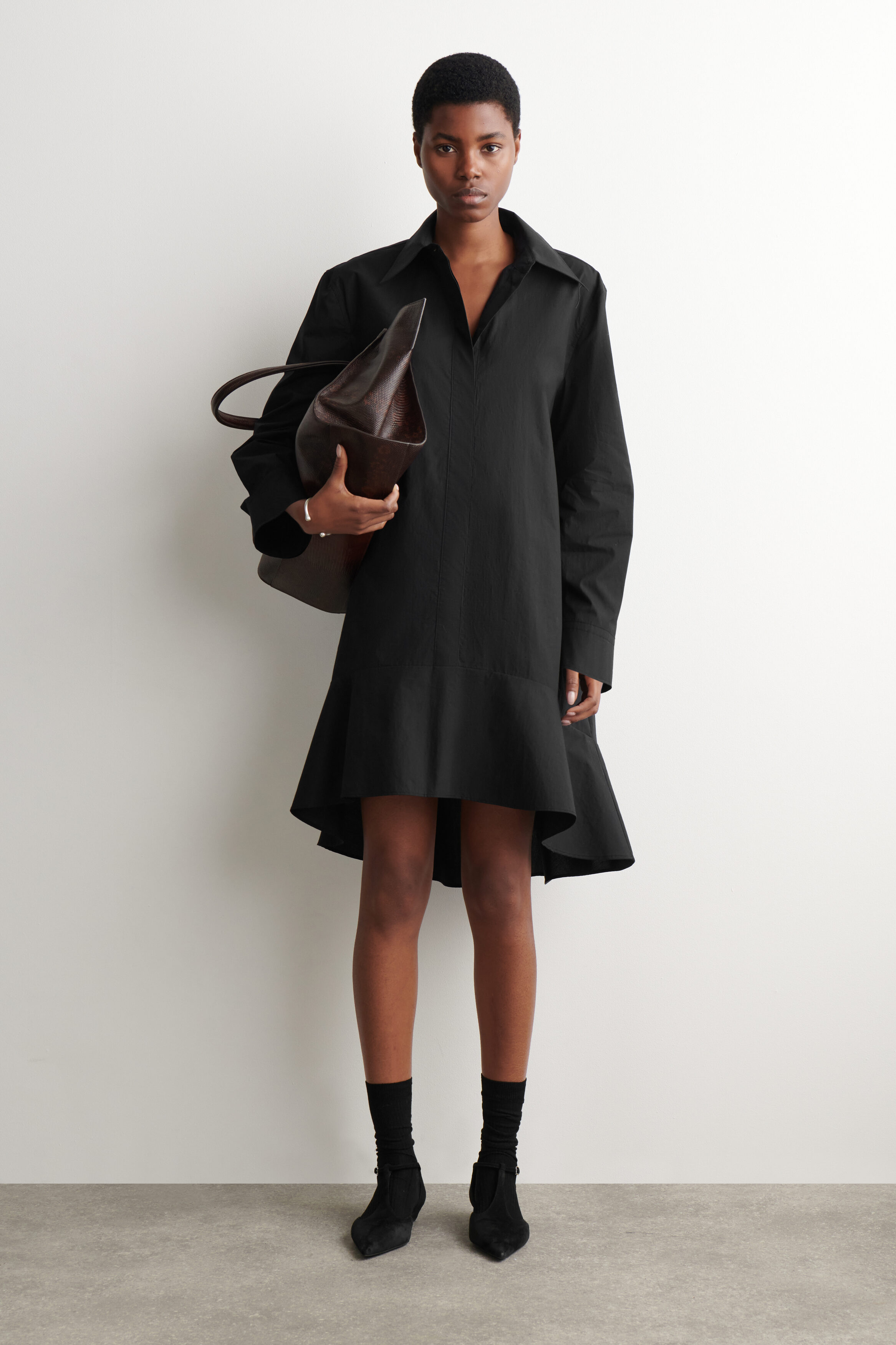 cos flared sleeveless dress Classic Feminin Collared Neck Flare Dress with Belt – STUDIO731 main image 1