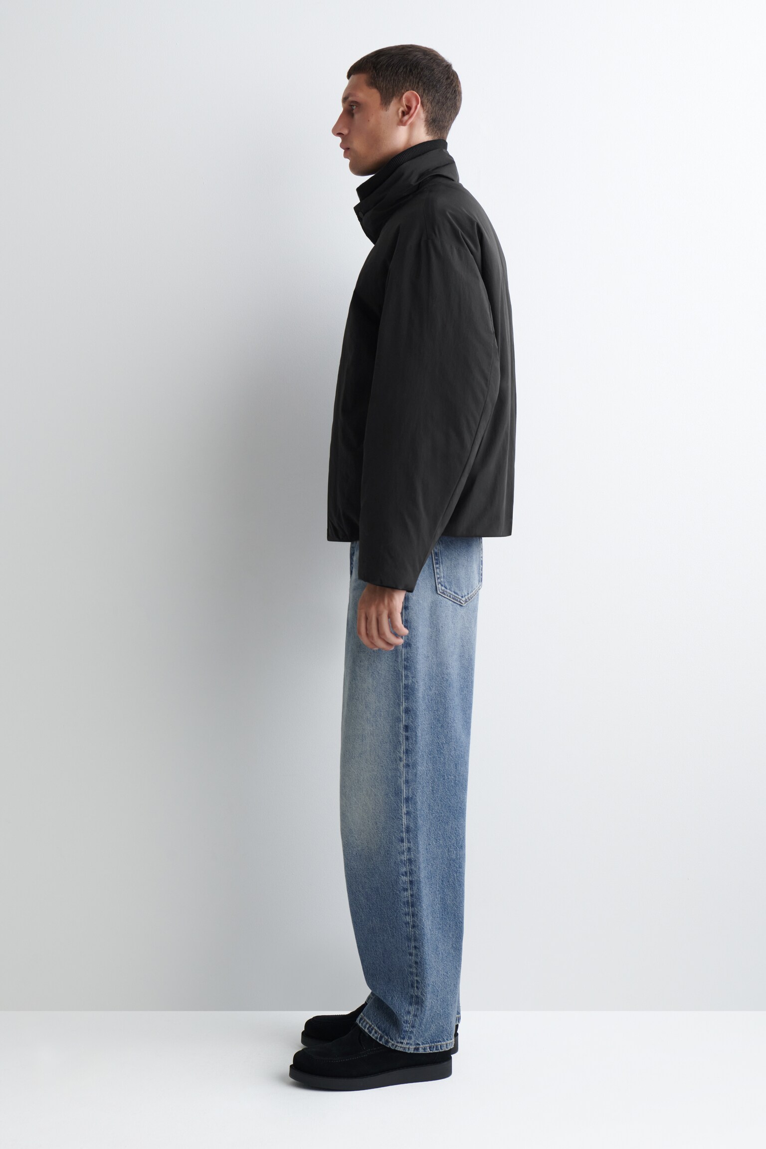 WATTIERTE DAUNENJACKE MIT STEHKRAGEN - SCHWARZ/BORDEAUX - 5