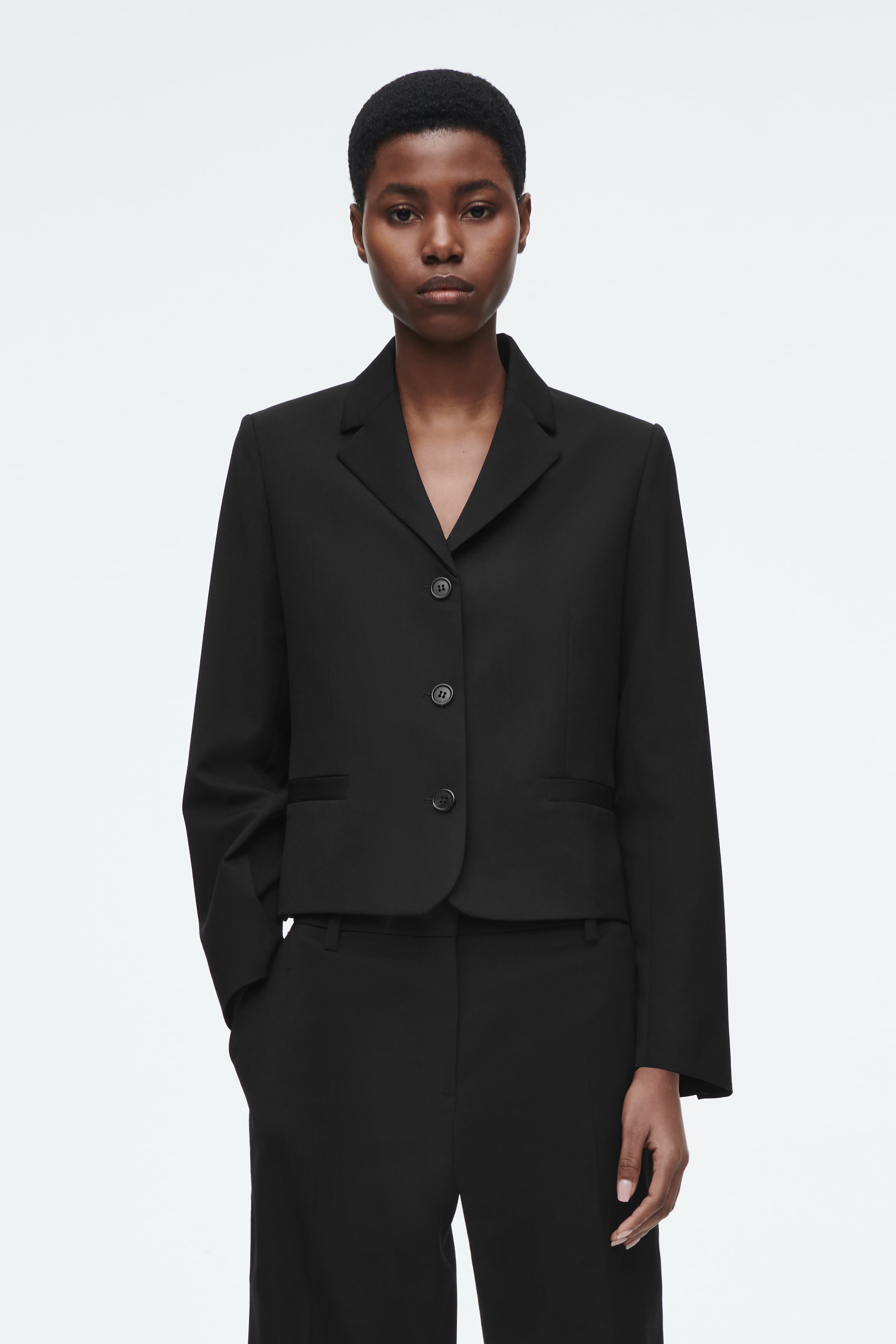Agrandir l'image: BLAZER COURT EN LAINE - NOIR - FEMME | H&M BE 1