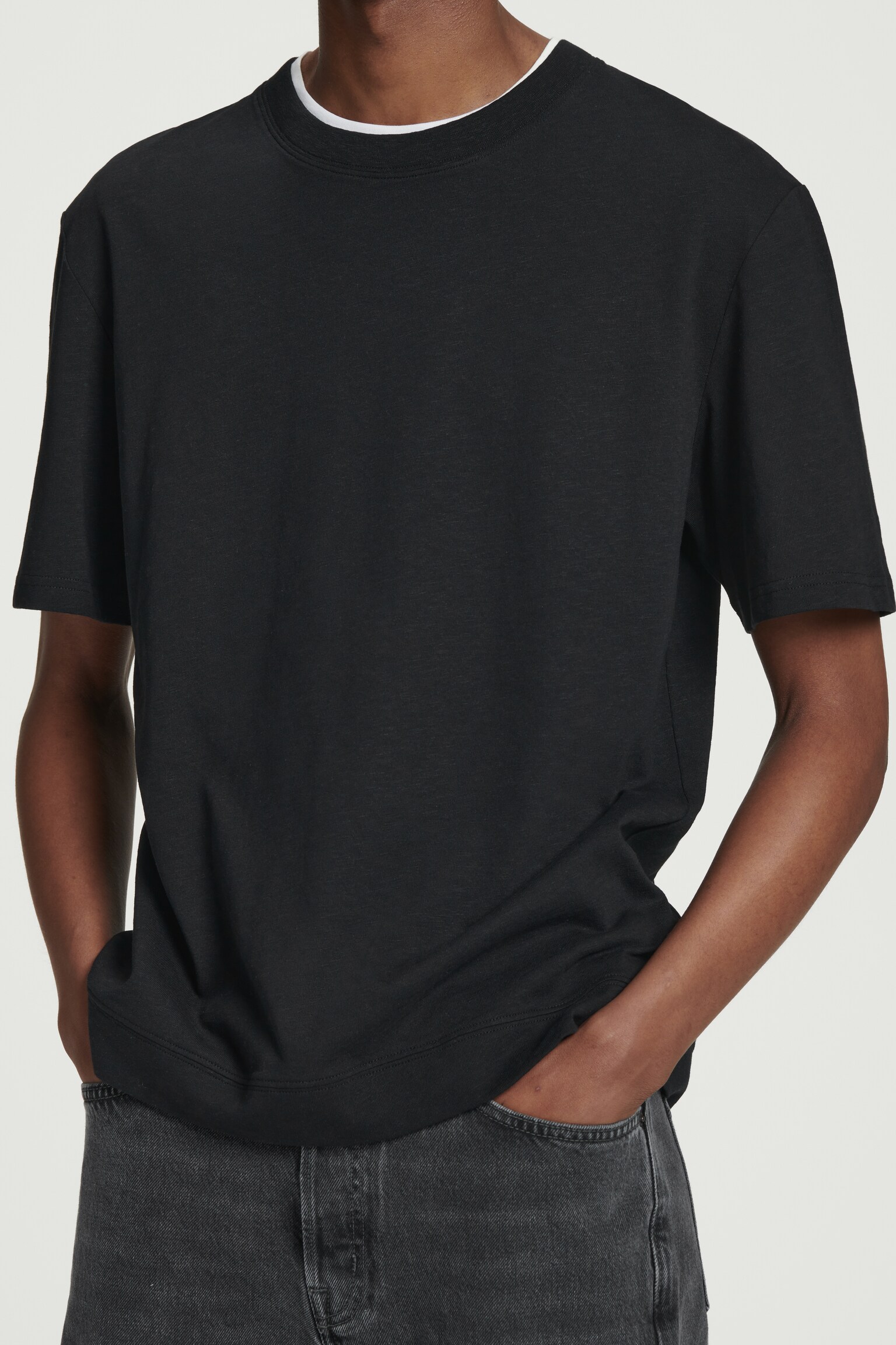 RELAXED SLUBBED COTTON-LINEN T-SHIRT - BLACK/WHITE/APRICOT/BLUE - 3