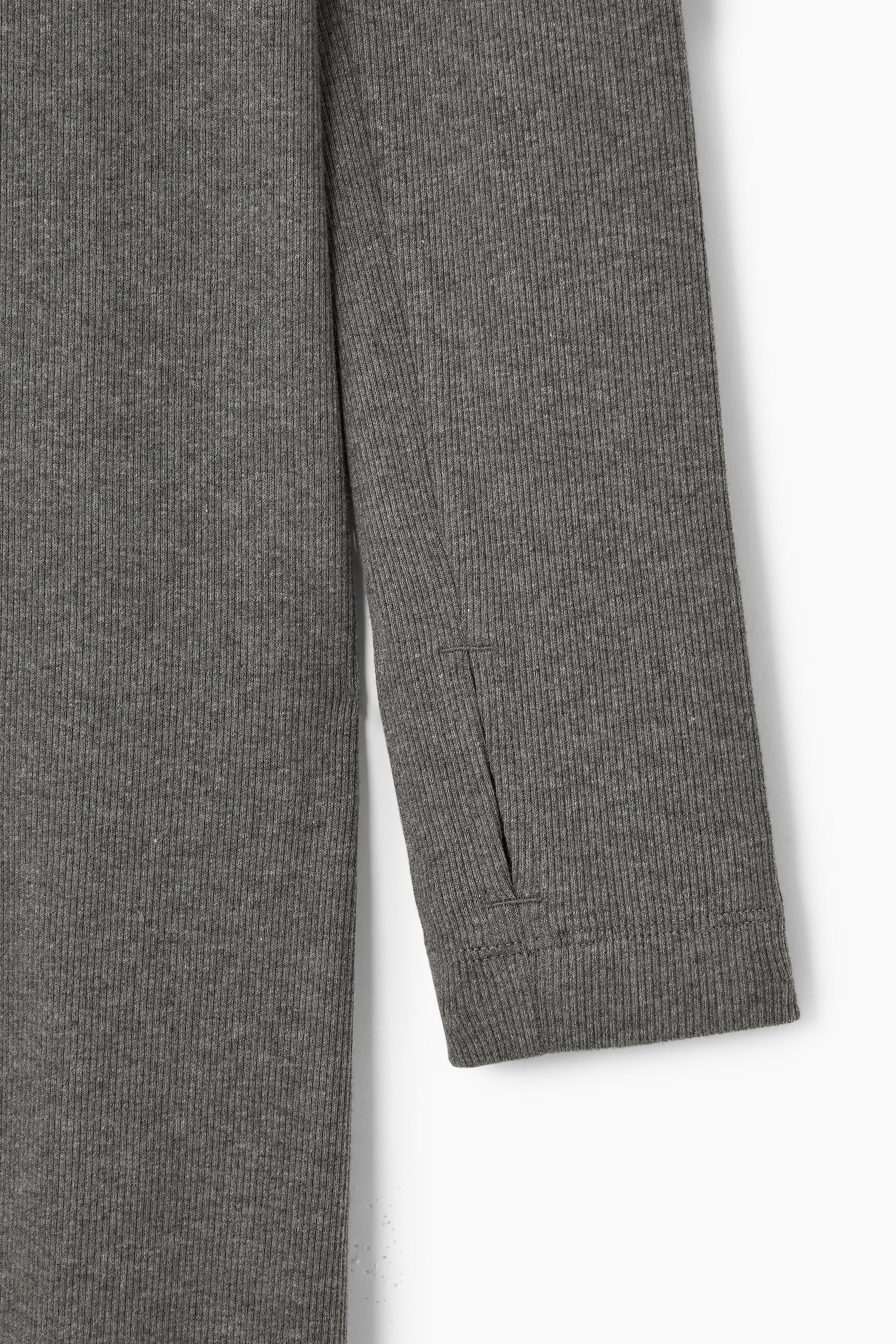 StillMedia/DescriptiveDetail