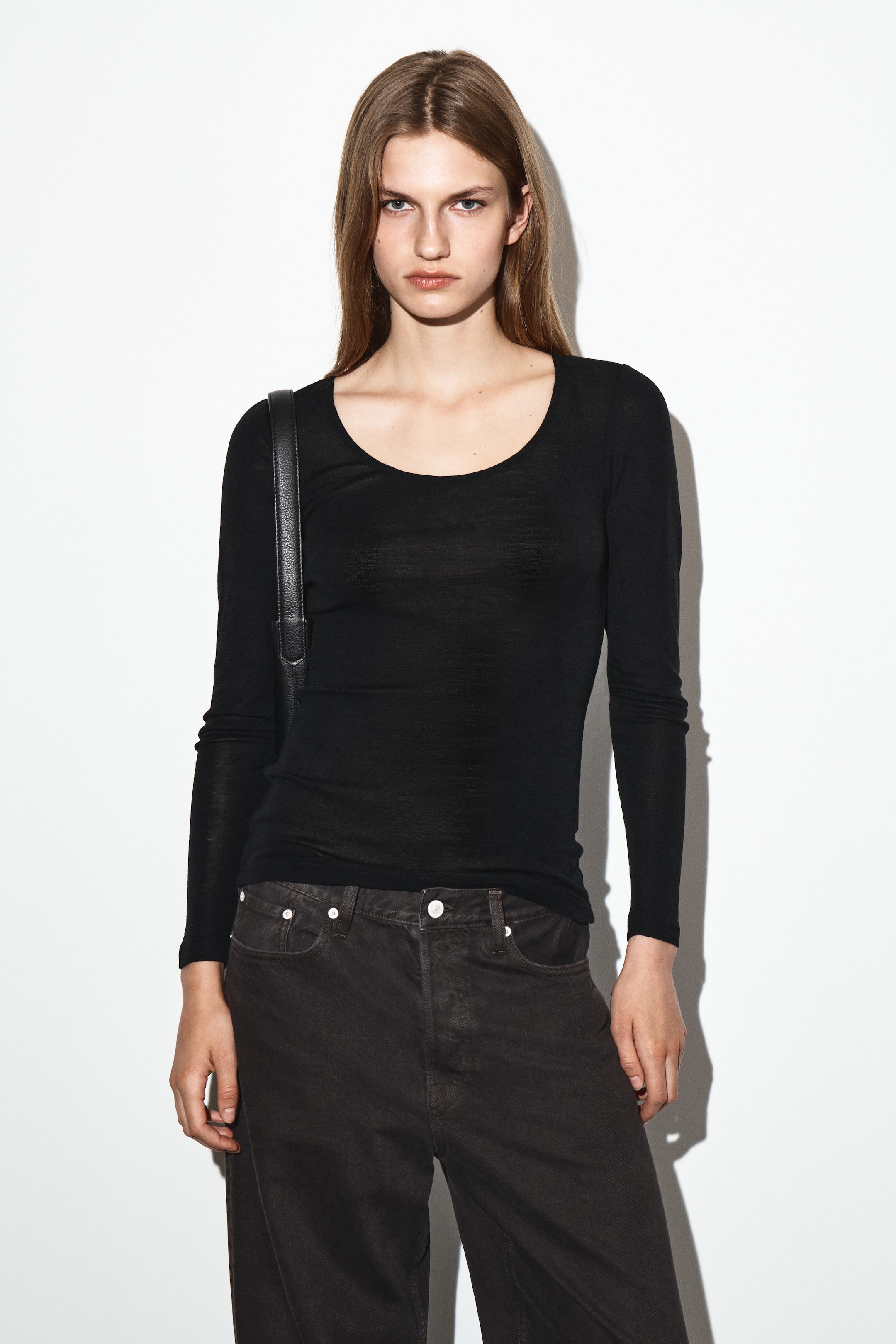 MERINO WOOL SCOOP-NECK TOP