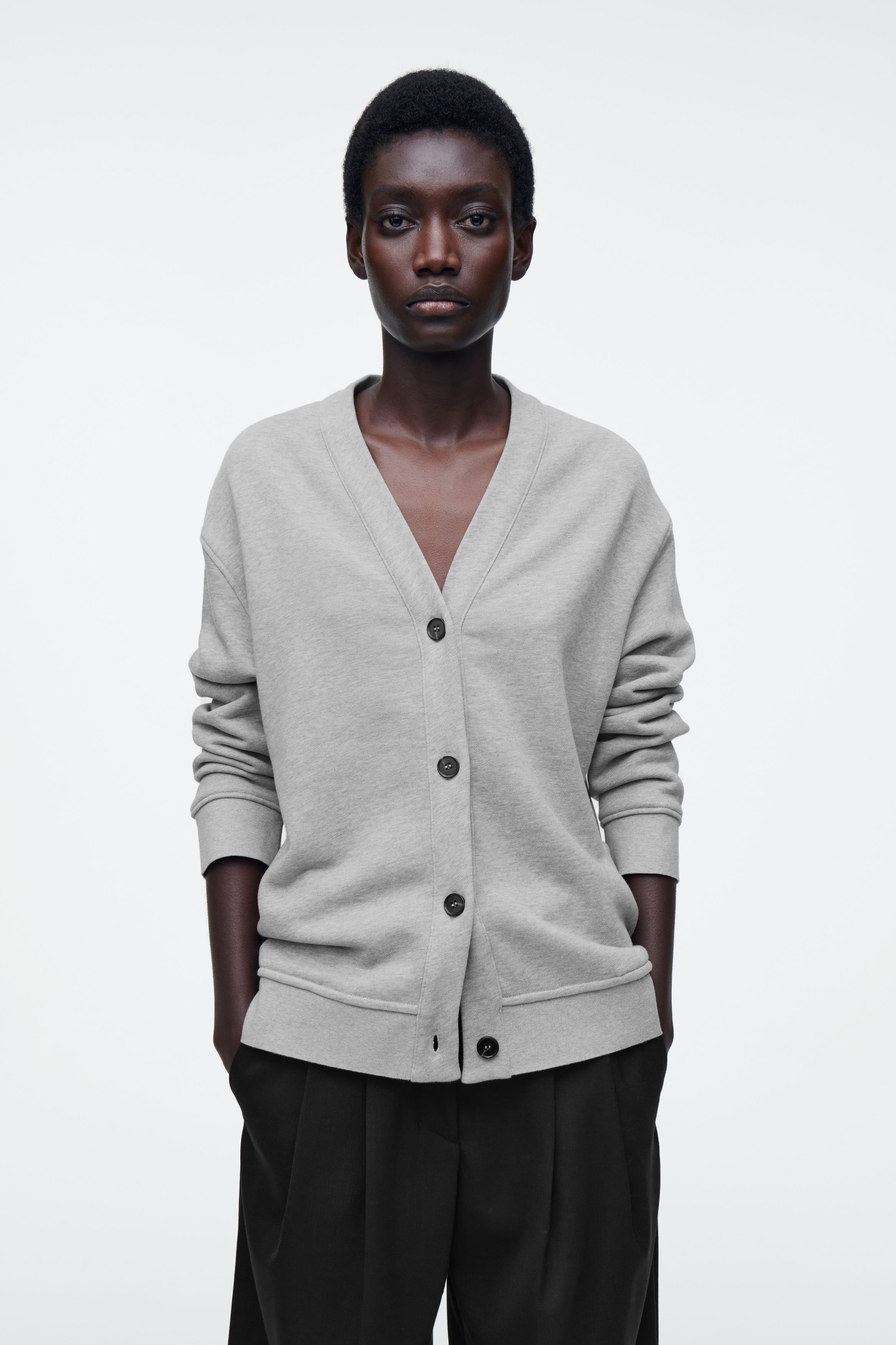 COS Minimal Cropped V-Neck Cardigan in CREAM | endource