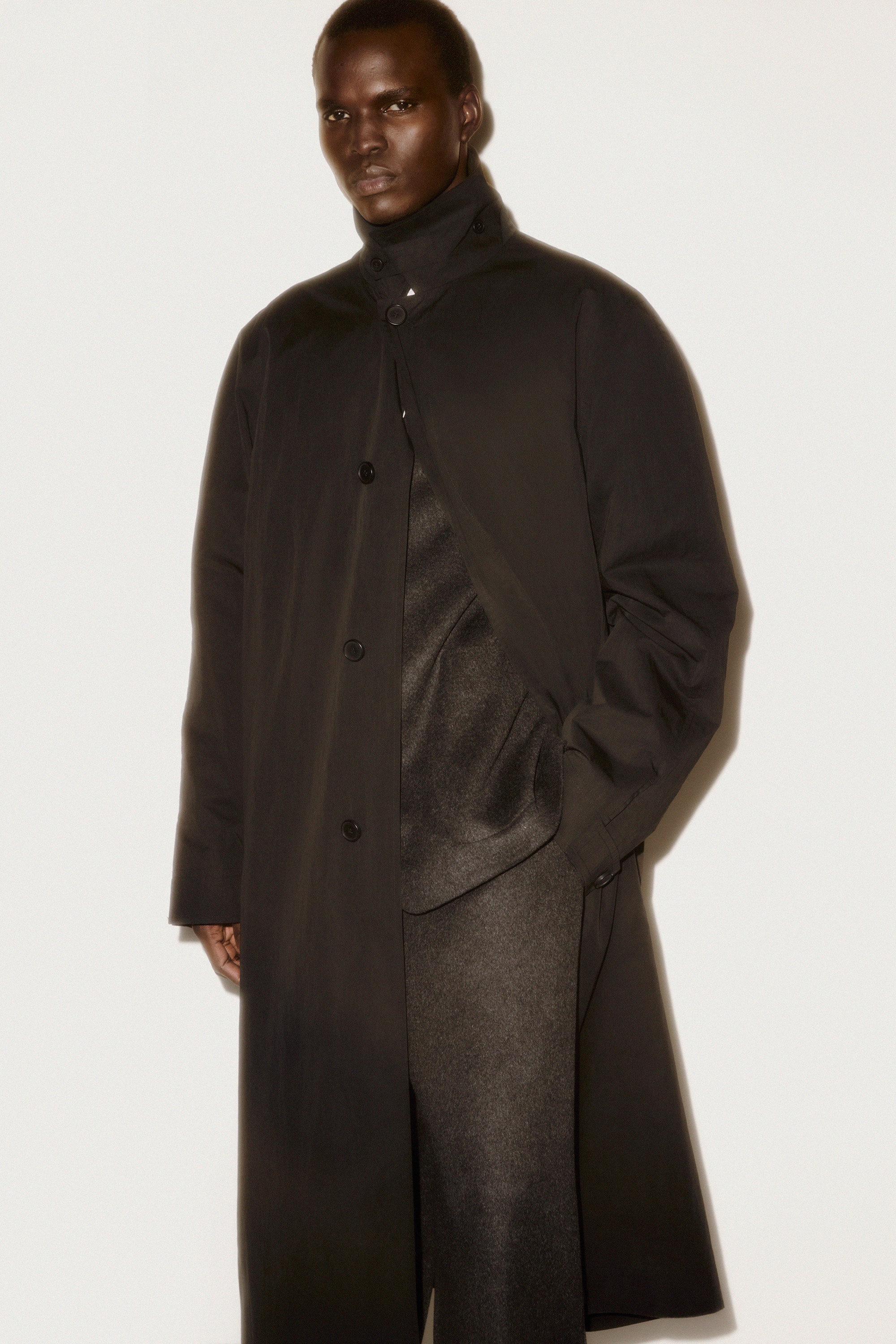 COTTON TRENCH COAT - BLACK | COS