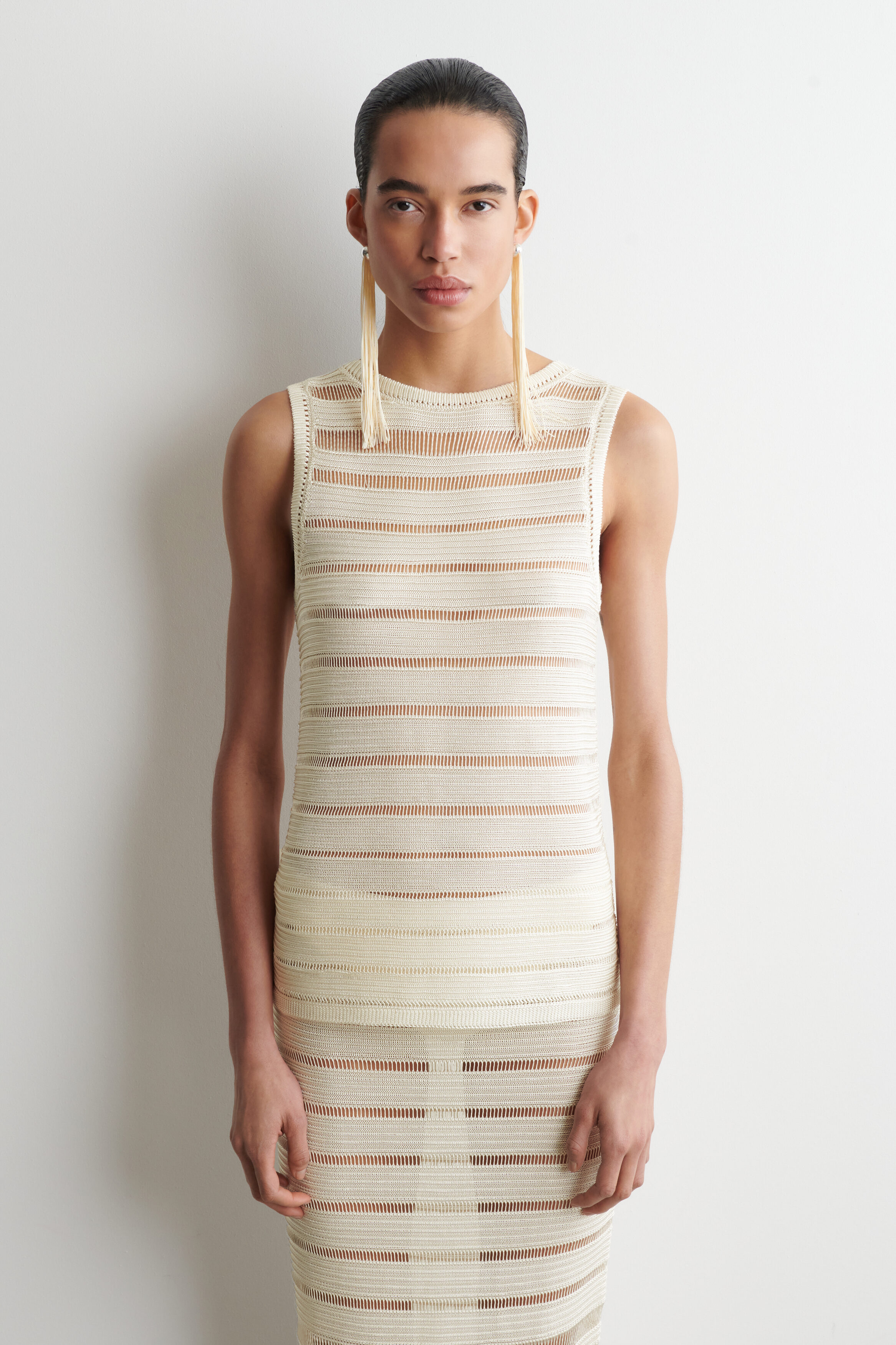 LADDER-STITCH KNITTED TOP - CREAM | COS US