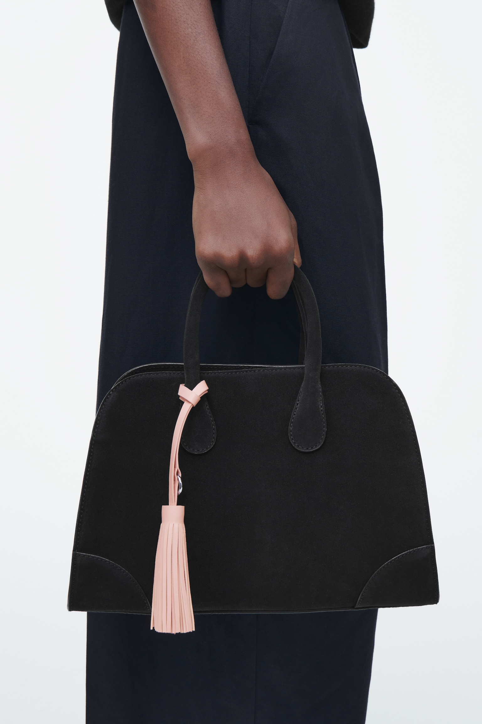 CHARM DE BORLA DE PIEL - ROSA/NEGRO - 1