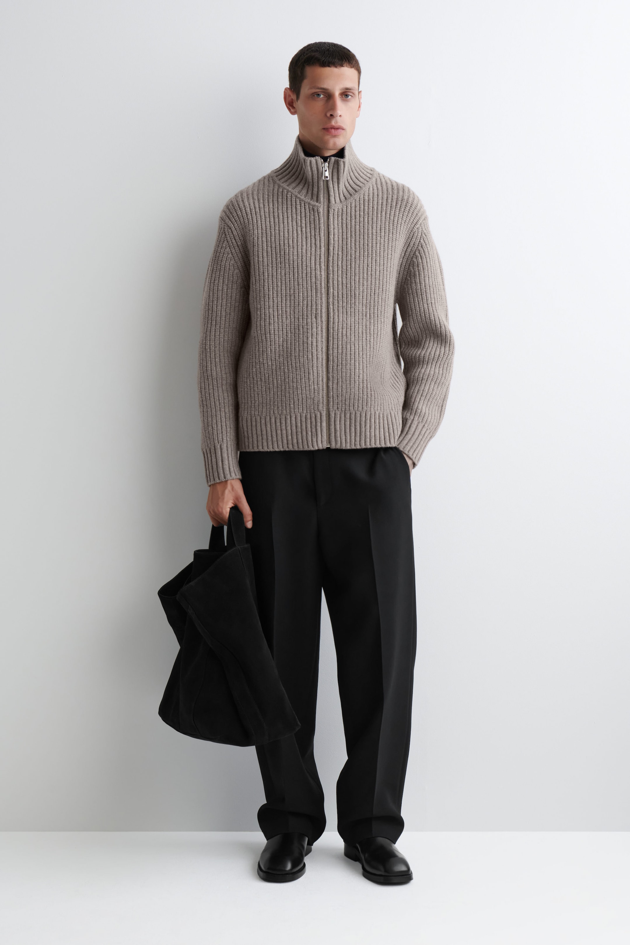 FUNNEL-NECK KNITTED WOOL JACKET