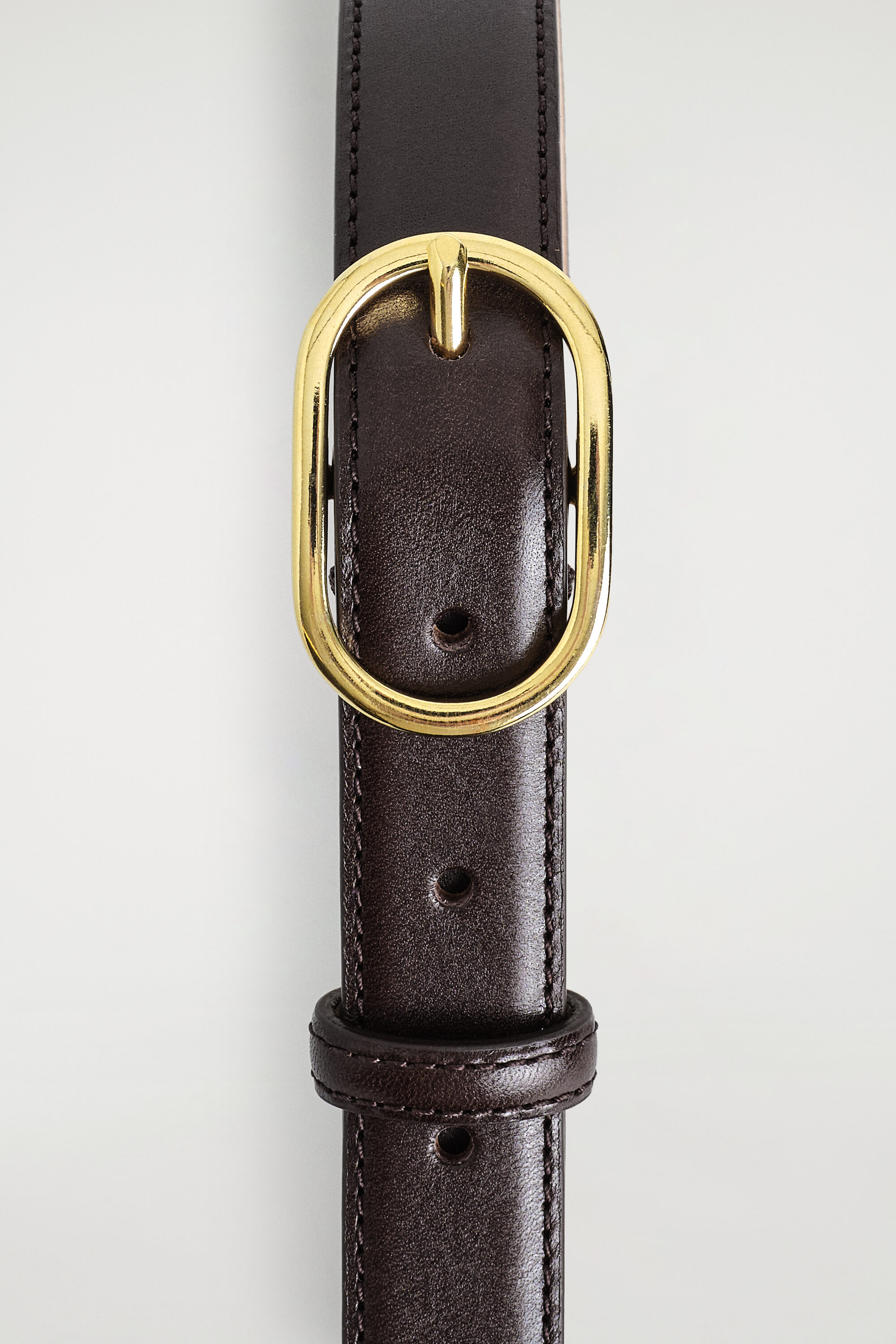 OVAL-BUCKLE LEATHER BELT - thumbnail 6