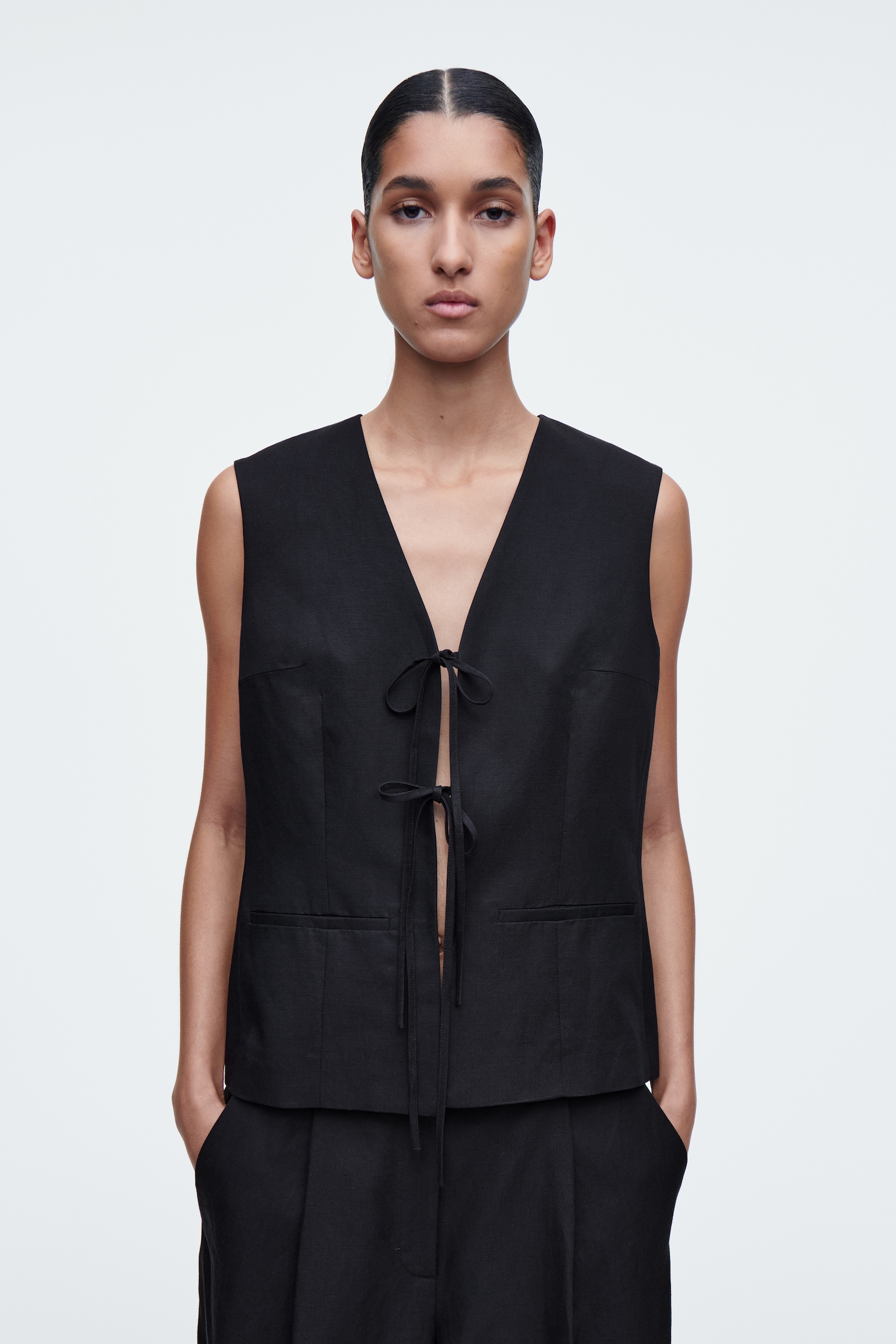 GILET IN MISTO LINO CON LACCETTI SUL DAVANTI - BLU NAVY/ROSA CHIARO
