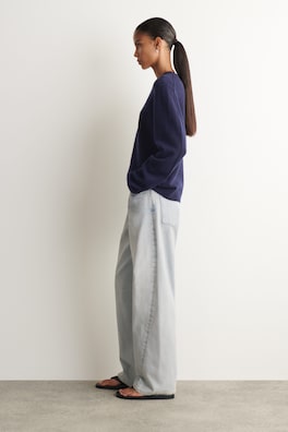PURE CASHMERE CREW-NECK SWEATER — NAVY 3