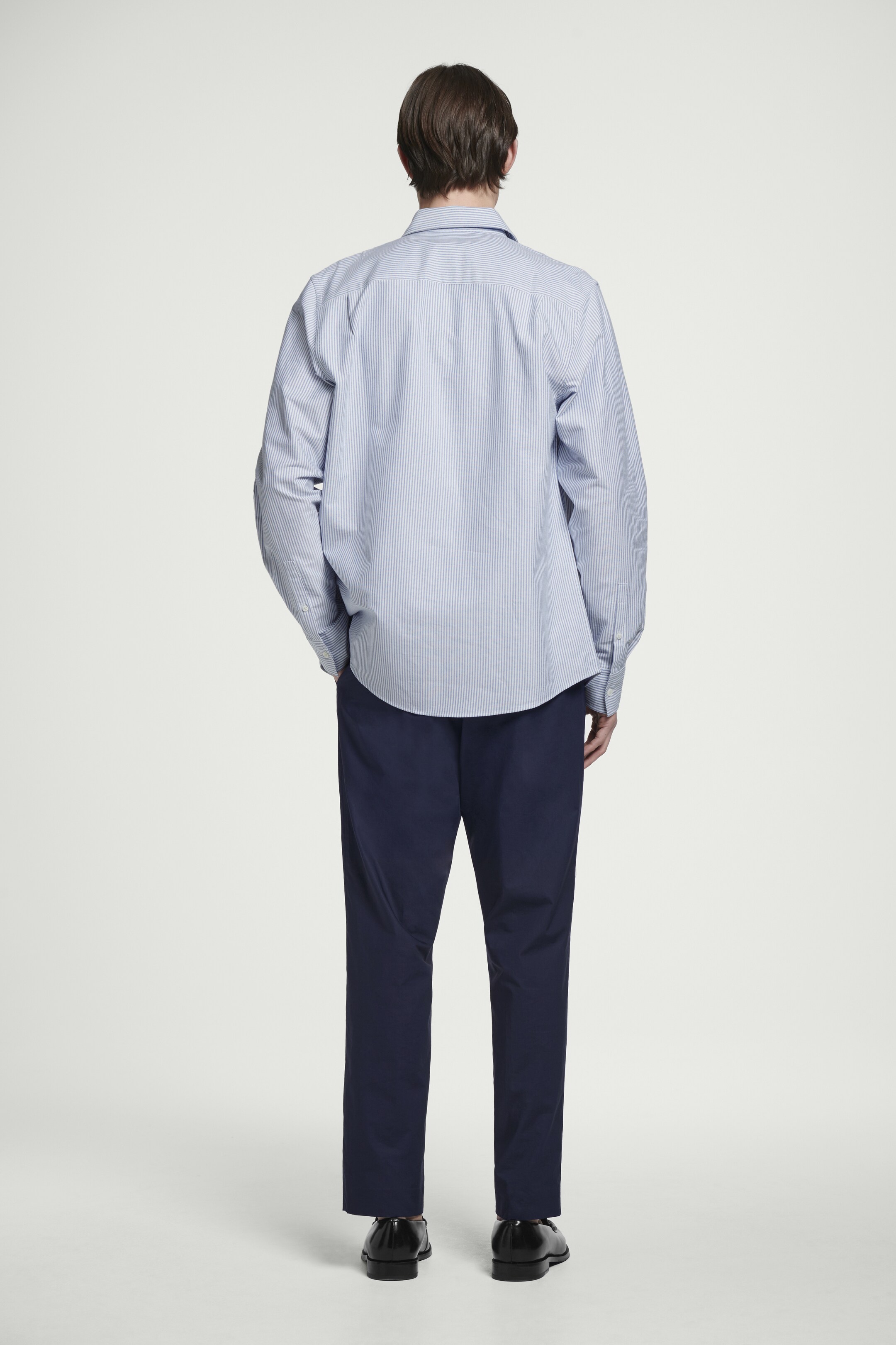 Grösseres Bild ansehen: LOCKERES OXFORD-HEMD - BLAU/WEISS/GESTREIFT - HERREN | H&M CH 5