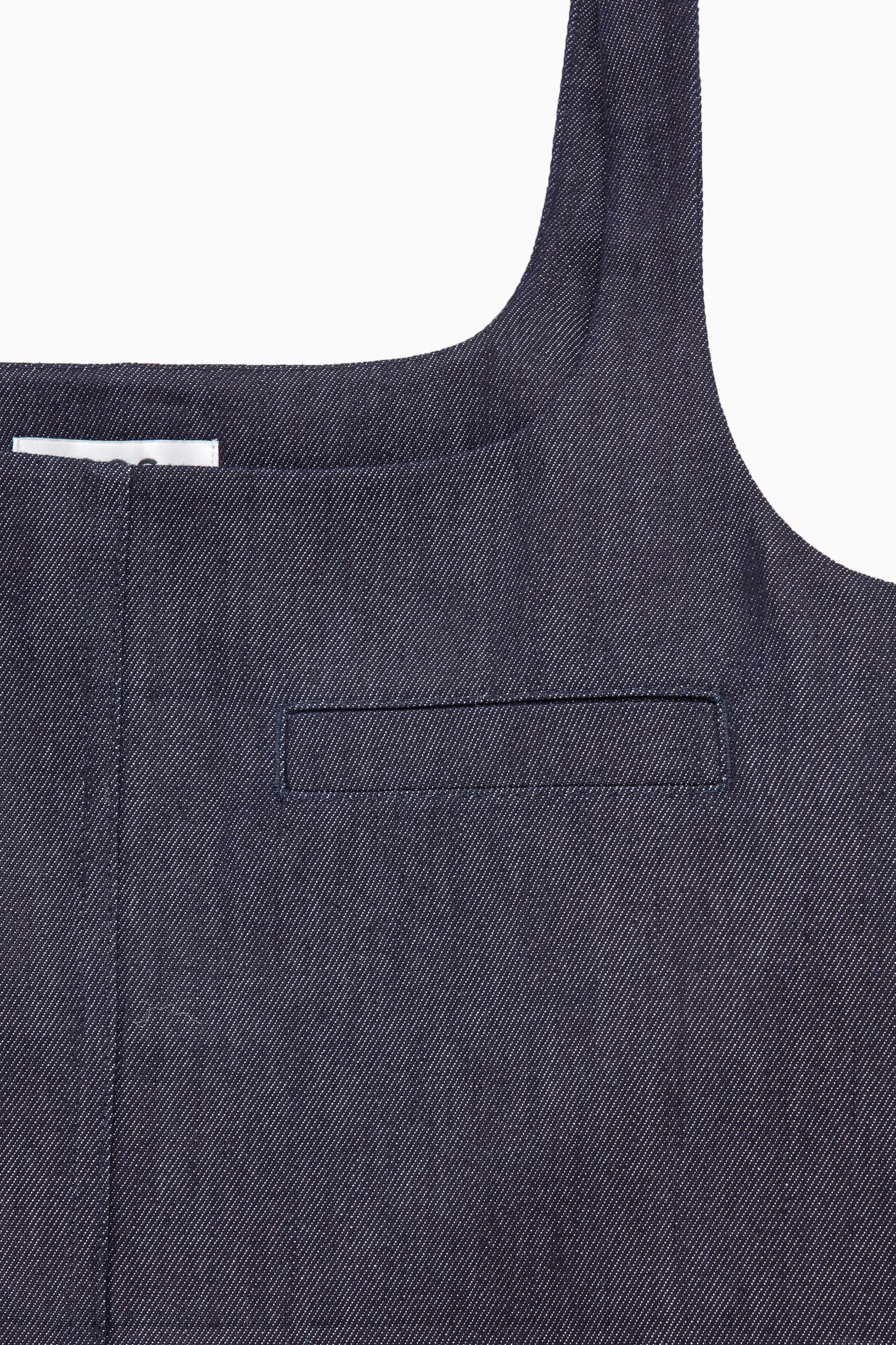 StillMedia/DescriptiveDetail