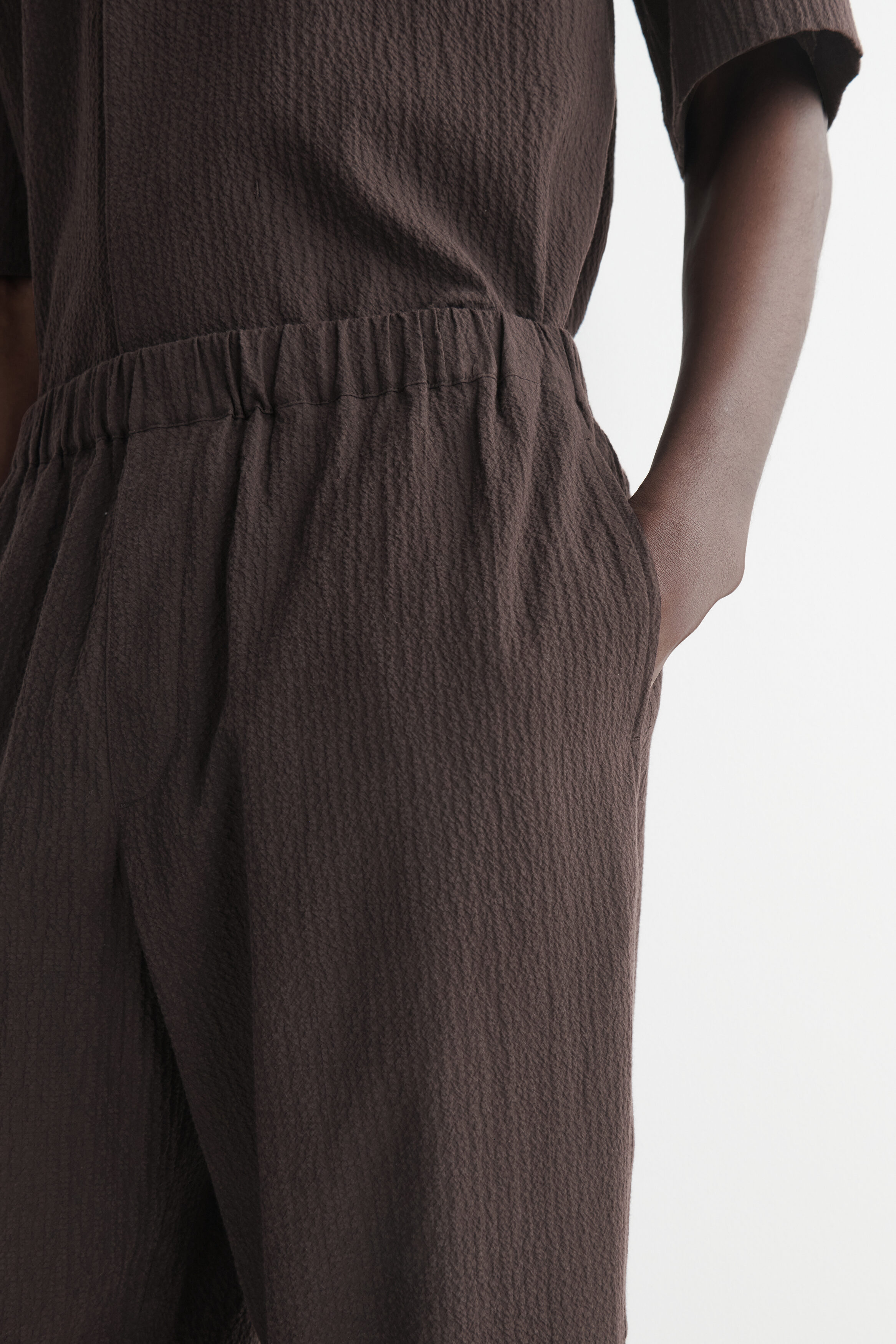 SEERSUCKER REGULAR-FIT TAPERED PANTS - thumbnail 5