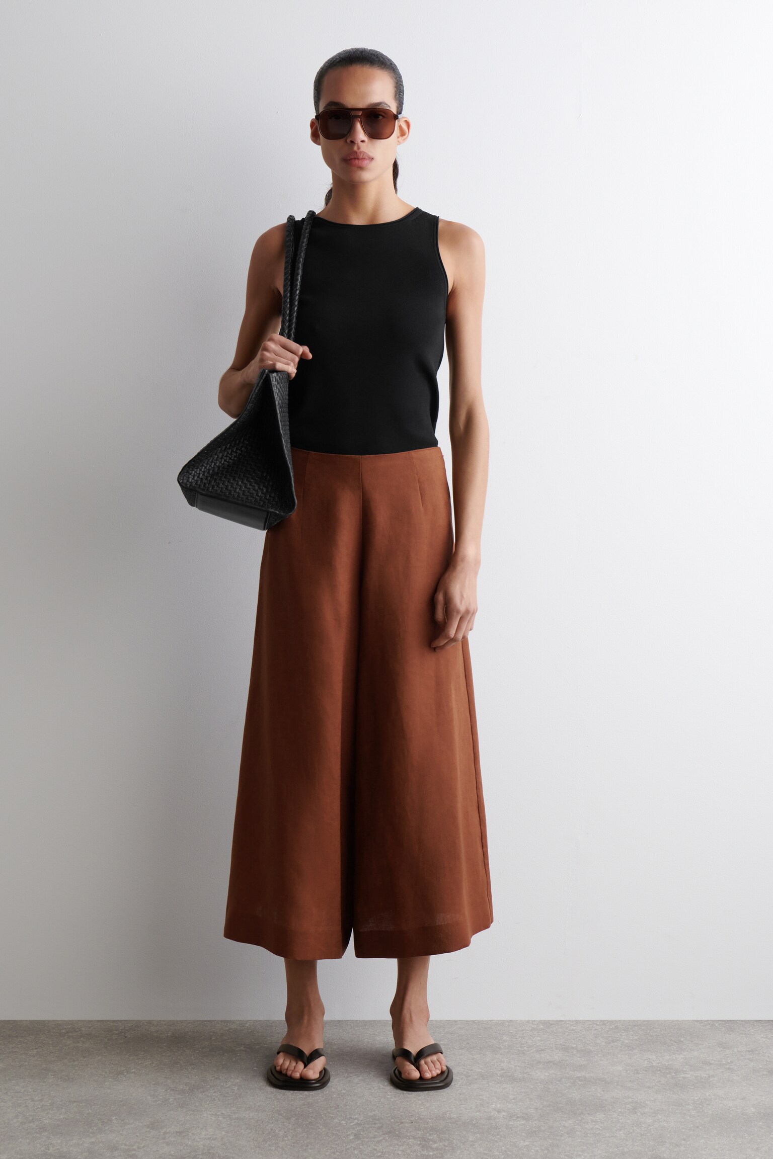 LINEN CROPPED WIDE-LEG TROUSERS - DARK RED
