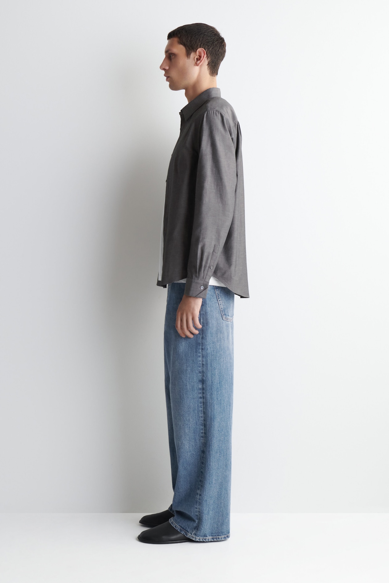 COTTON-CHAMBRAY SHIRT — GRAY MÉLANGE