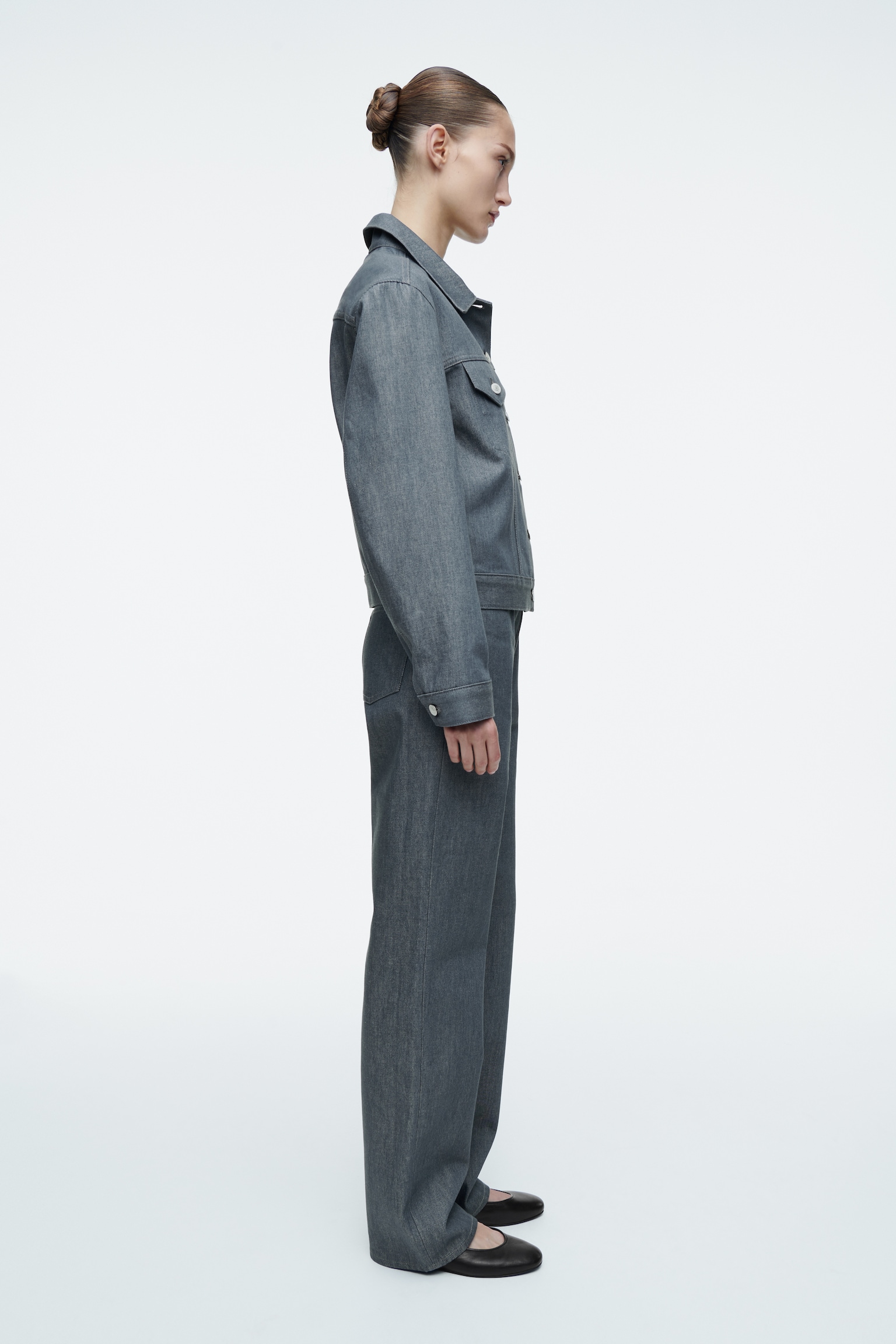 CHAQUETA VAQUERA OVERSIZE EN DENIM CRUDO - GRIS CRUDO - 6