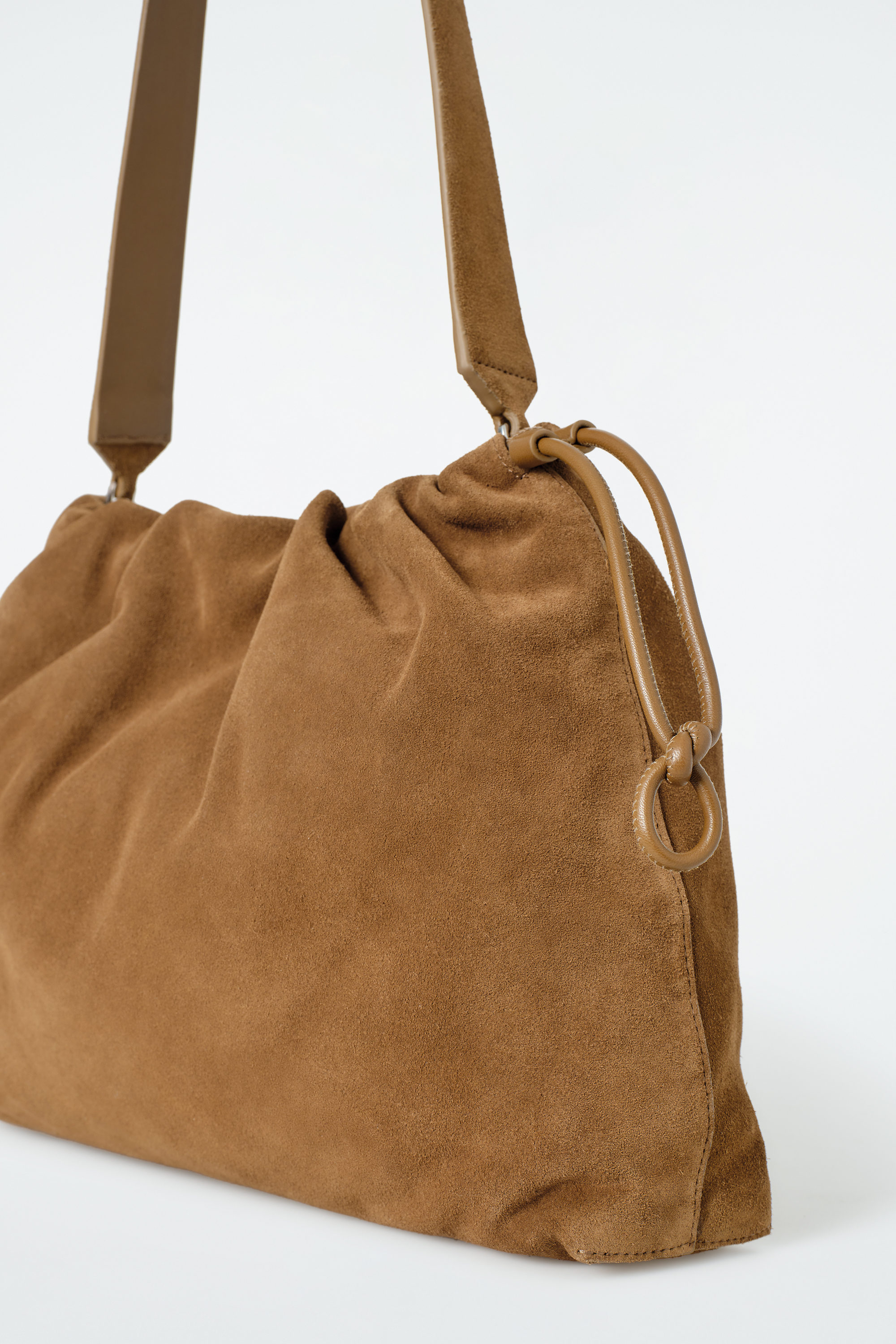 CAVATELLI CLUTCH BAG - SUEDE - BROWN | COS