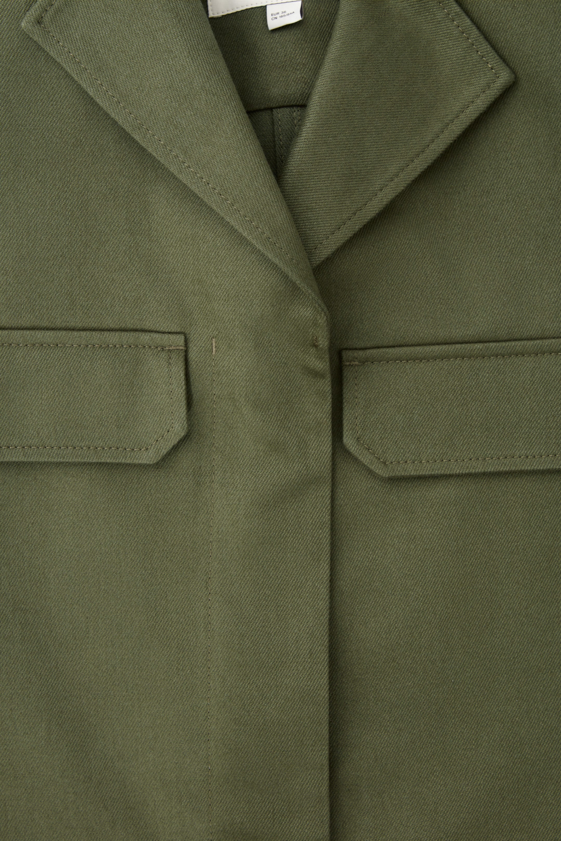 StillMedia/DescriptiveDetail