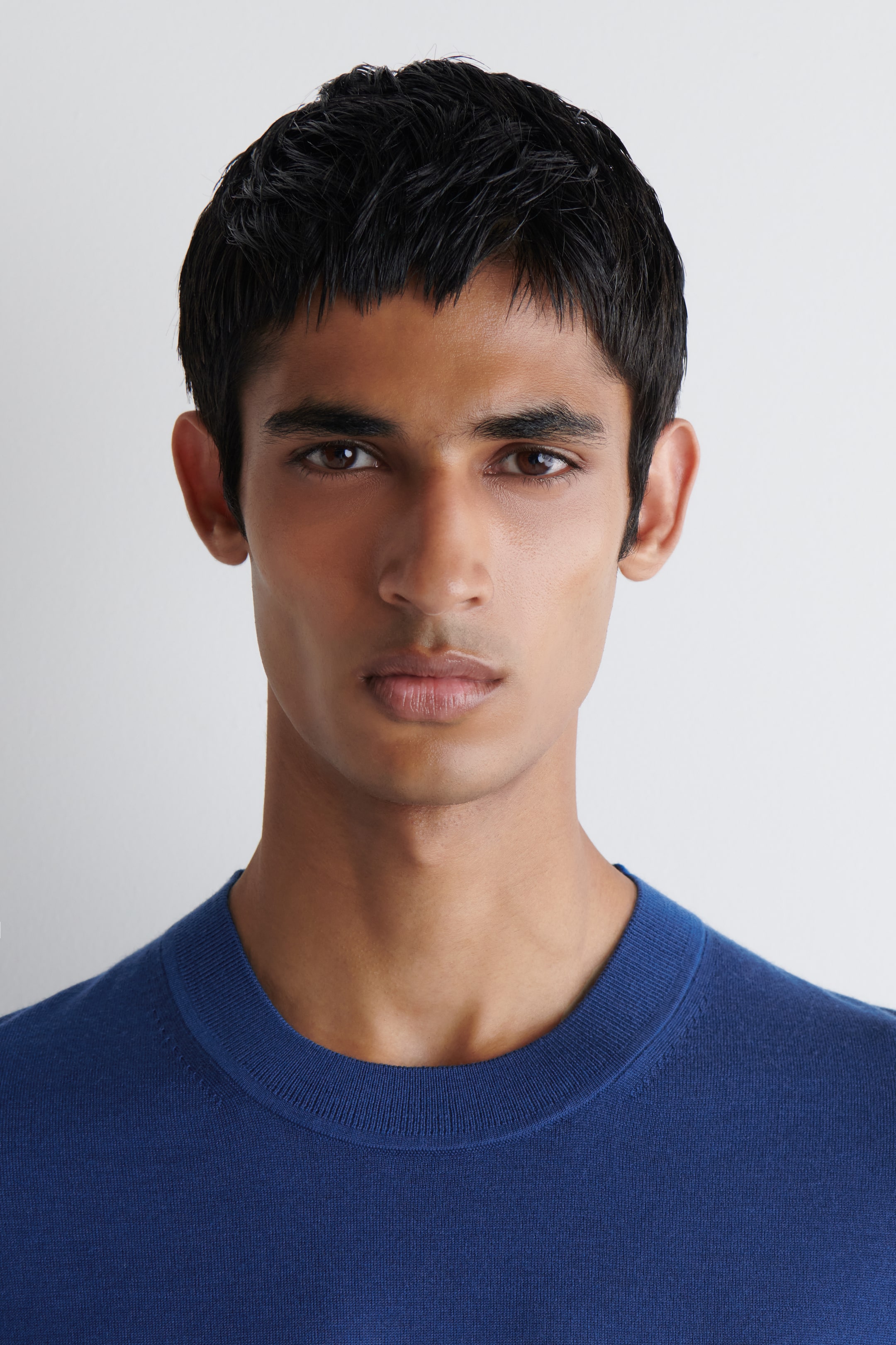 Ingrandisci l'immagine: SLIM MERINO WOOL CREW-NECK JUMPER - COBALT BLUE - UOMO | H&M CH 3