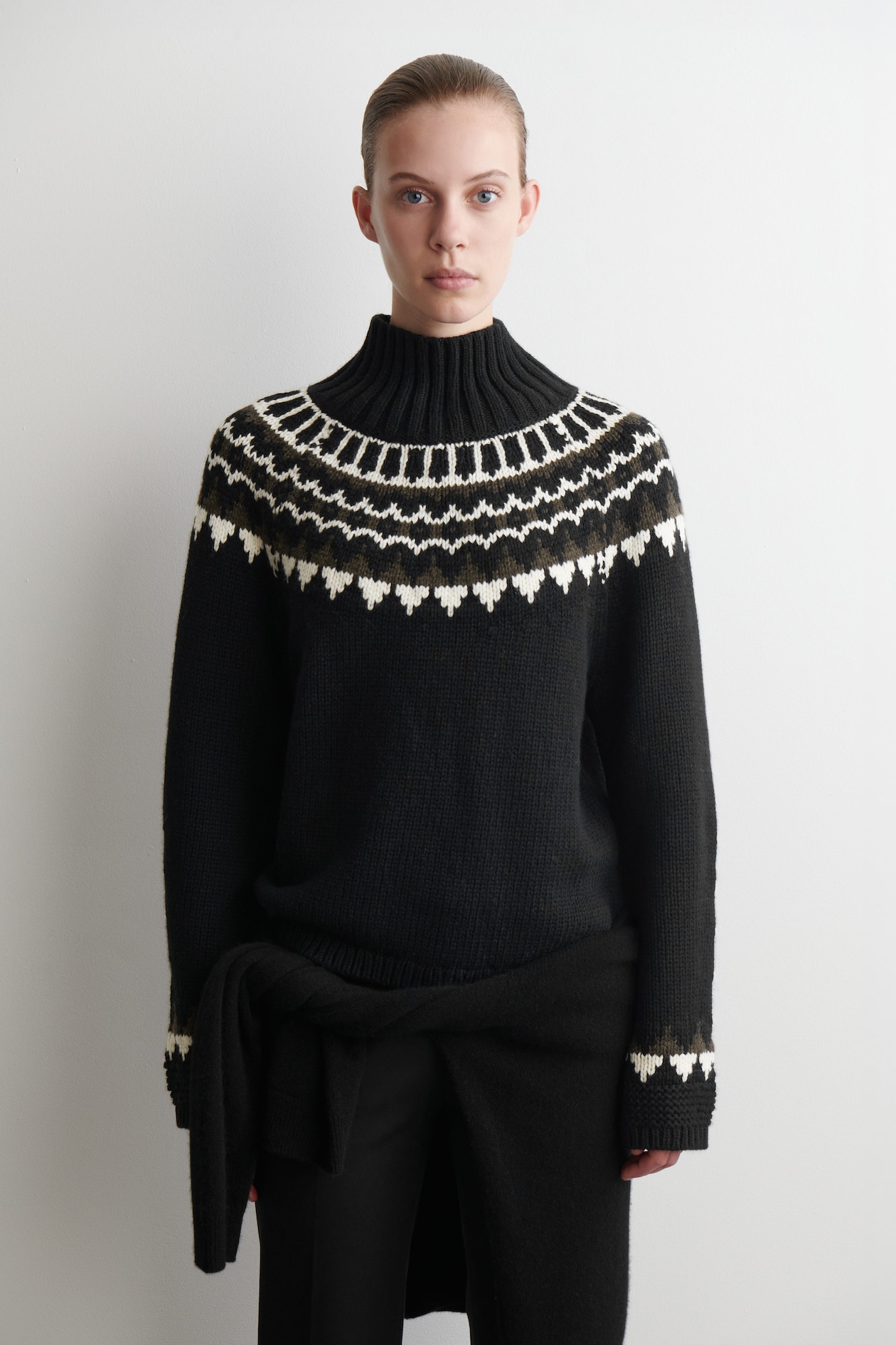 FAIR ISLE WOOL-CASHMERE JUMPER - BLACK / WHITE / BROWN | COS CH