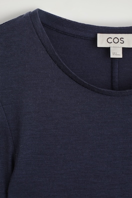 SLIM MERINO WOOL TOP — NAVY 8