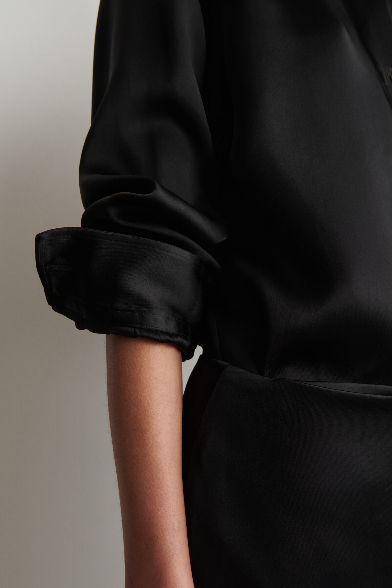 BUTTON-DOWN COLLAR SATIN SHIRT — BLACK