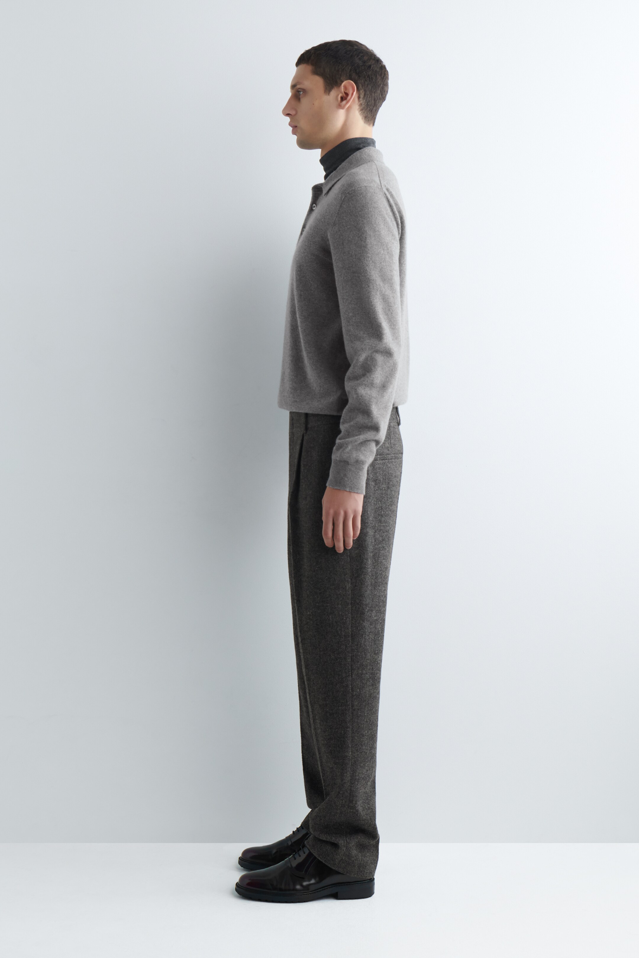 Grotere afbeelding bekijken: wollen visgraat rechte pijp broek - DONKER KHAKI - HEREN | H&M BE 2