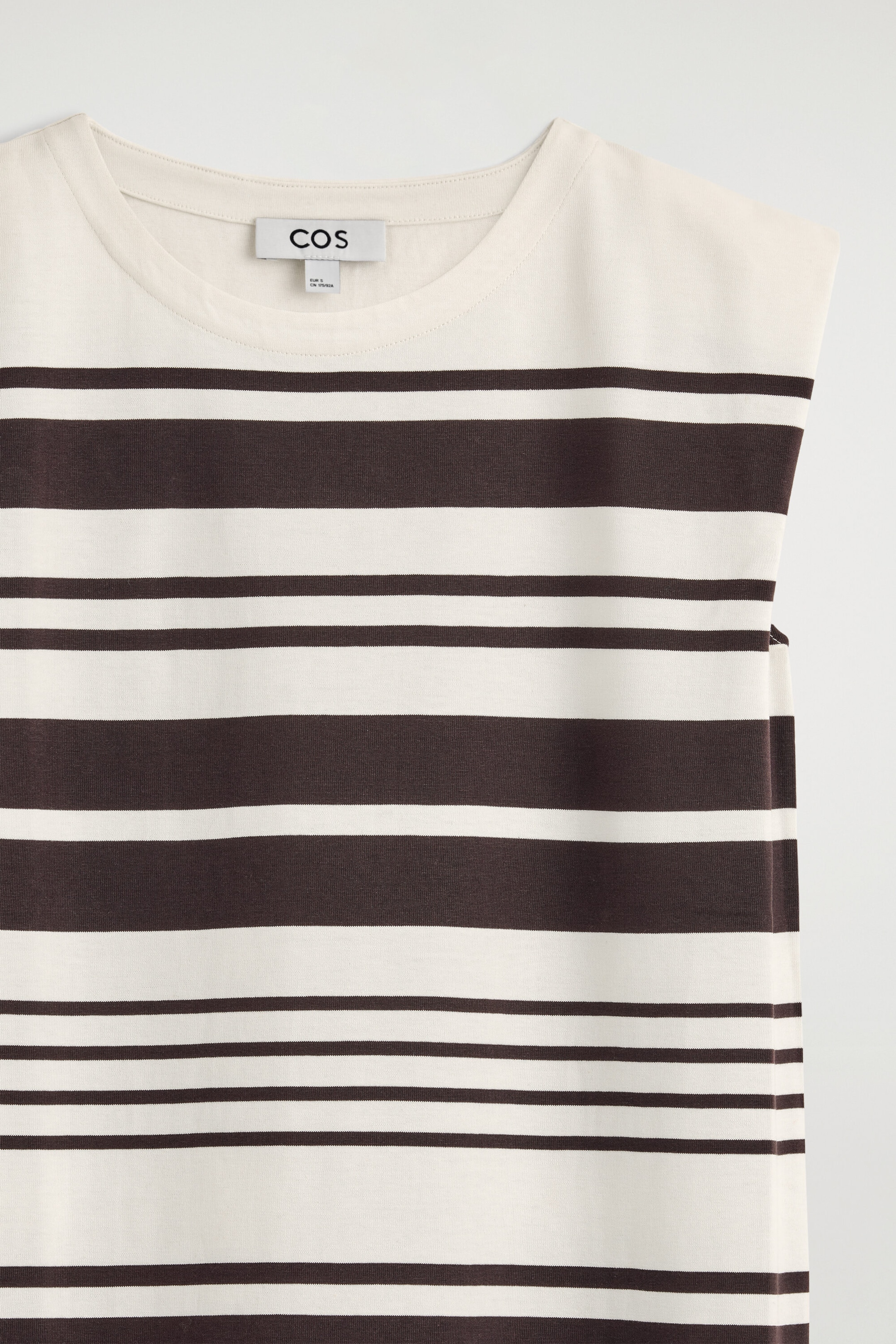 StillMedia/DescriptiveDetail