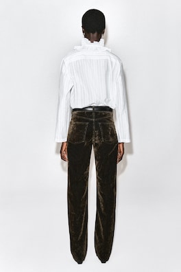 RUFFLE-COLLAR SEERSUCKER BLOUSE — WHITE / STRIPED 6