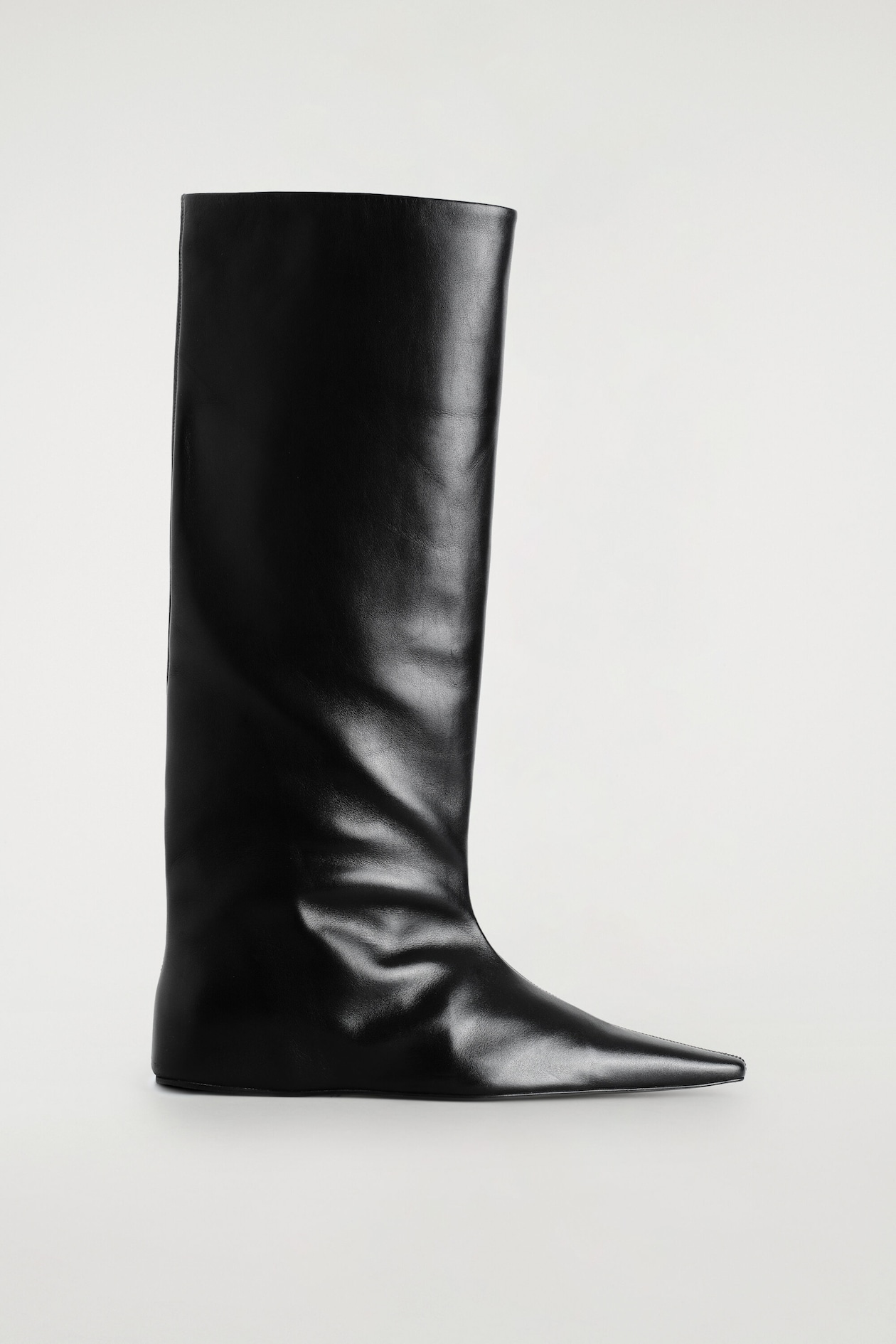 POINTED LEATHER WEDGE KNEE BOOTS — CARBON