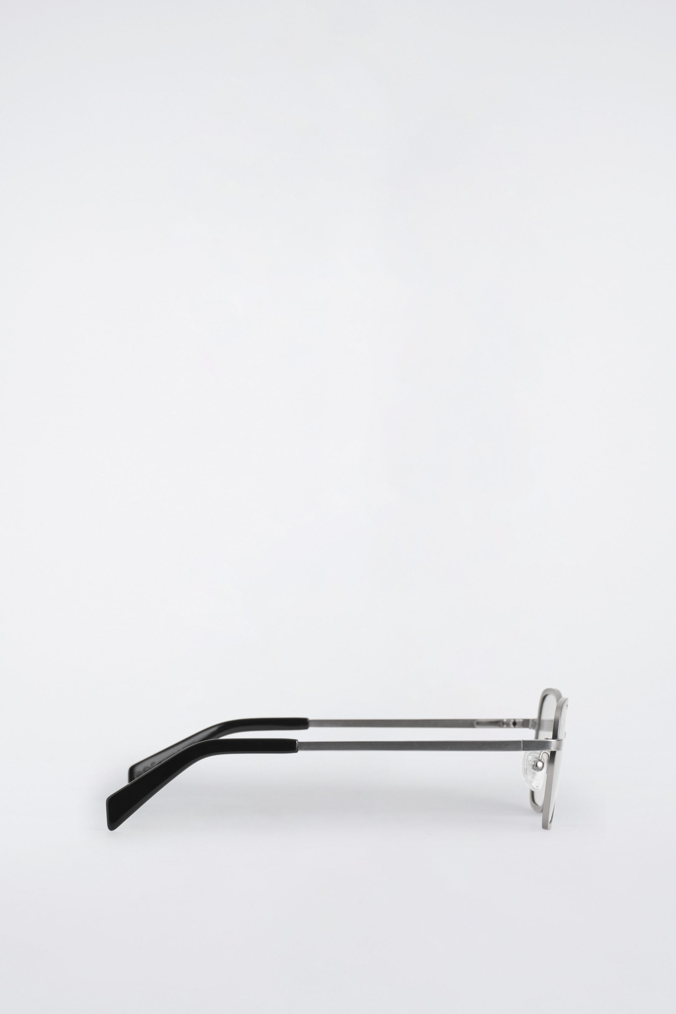 StillMedia/DescriptiveStillLife