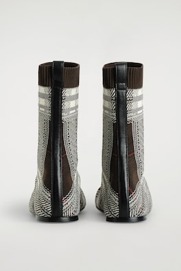 CHECKED KNITTED SOCK BOOTS — BORDEAUX / CHECKERED 2