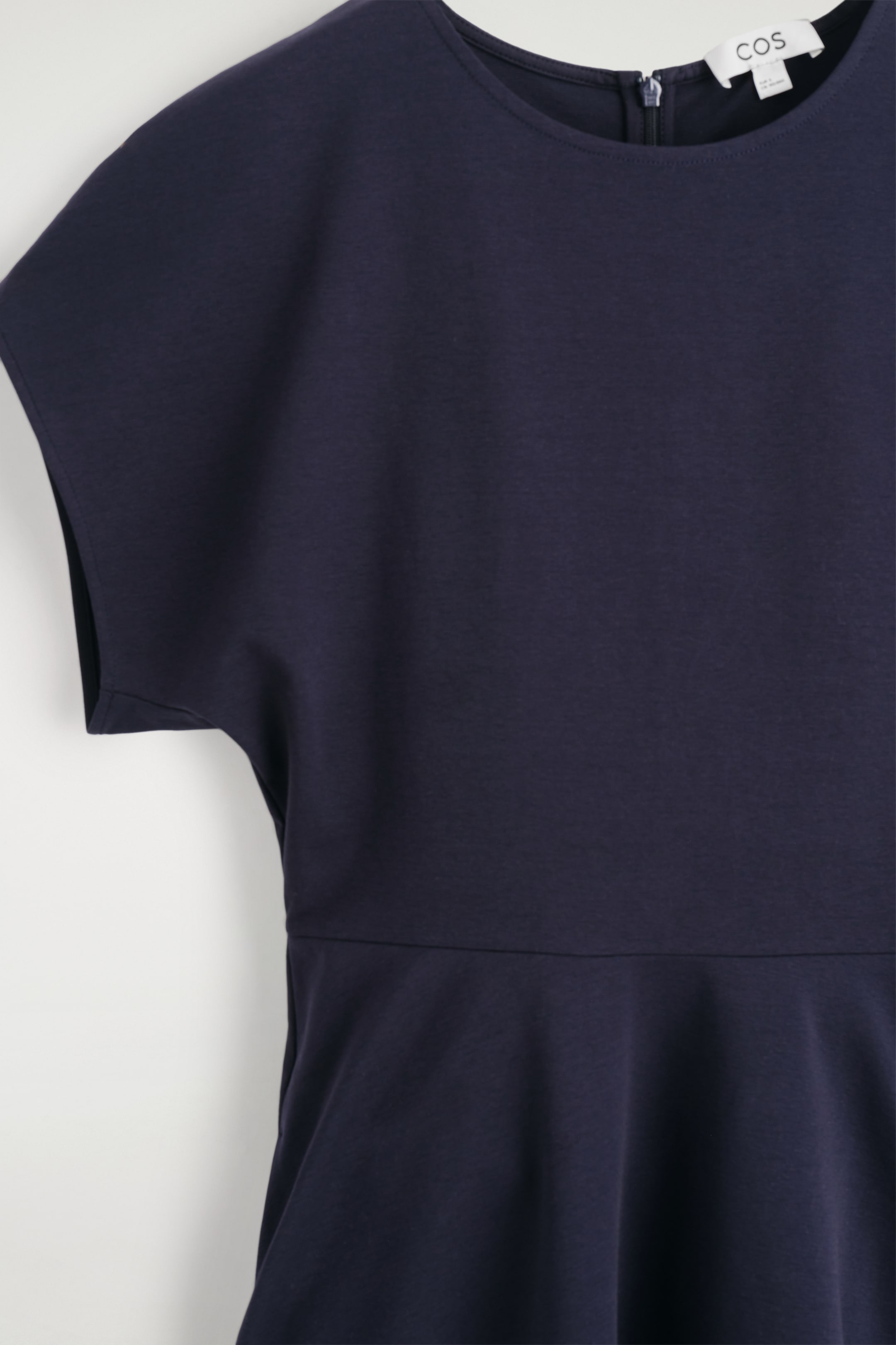 Zobrazit větší obrázek: ŠATY MIDI ZE SOUSTRUŽENÉ BAVLNY - TMAVĚ MODRÁ - ŽENY | H&M CZ 6