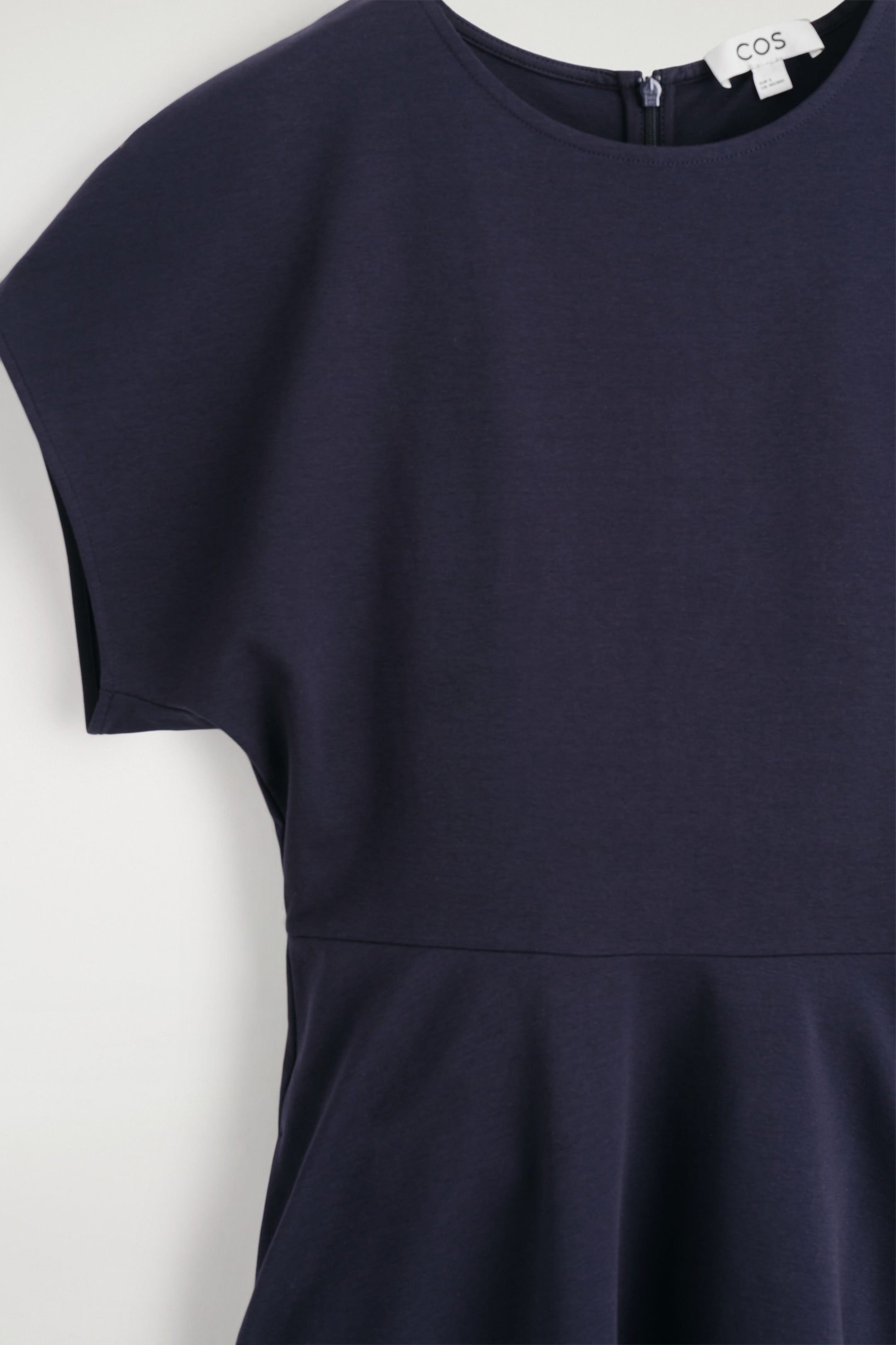 StillMedia/DescriptiveDetail