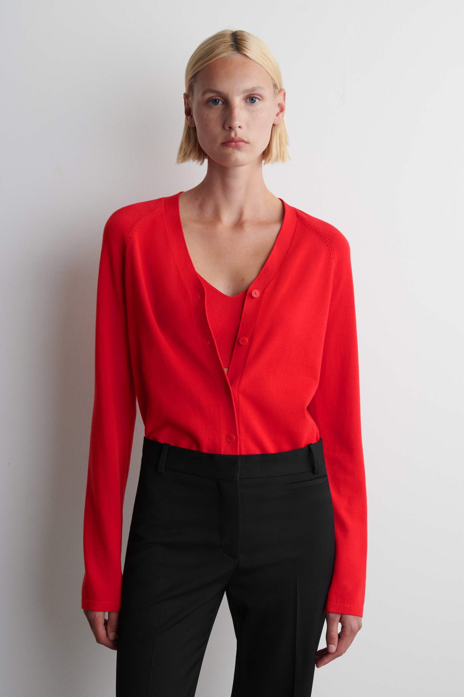 CÁRDIGAN DE PUNTO DE ALGODÓN CON CUELLO DE PICO - ROJO/MARRÓN - 1