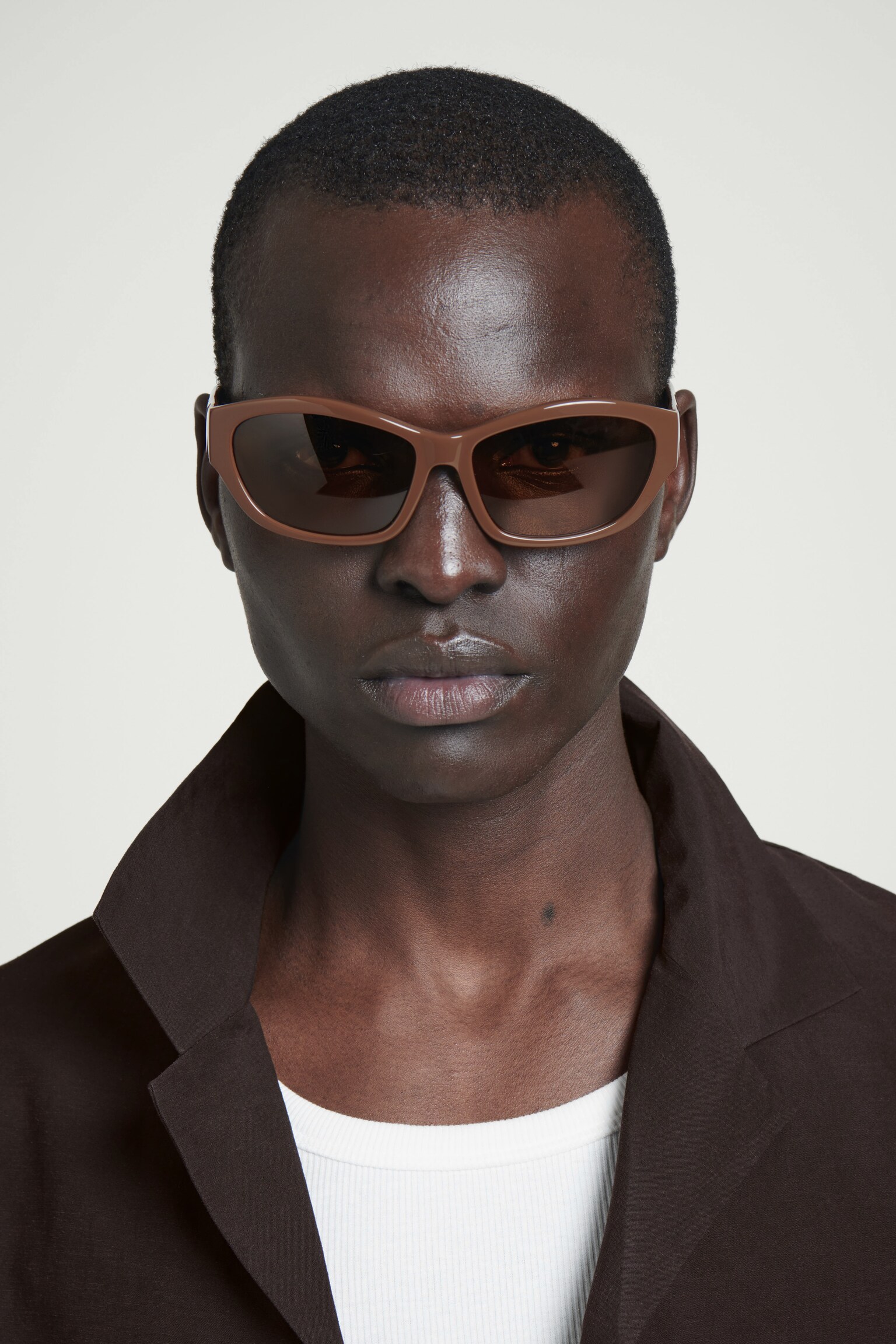 SPORTY SUNGLASSES - BROWN/DARK BLUE