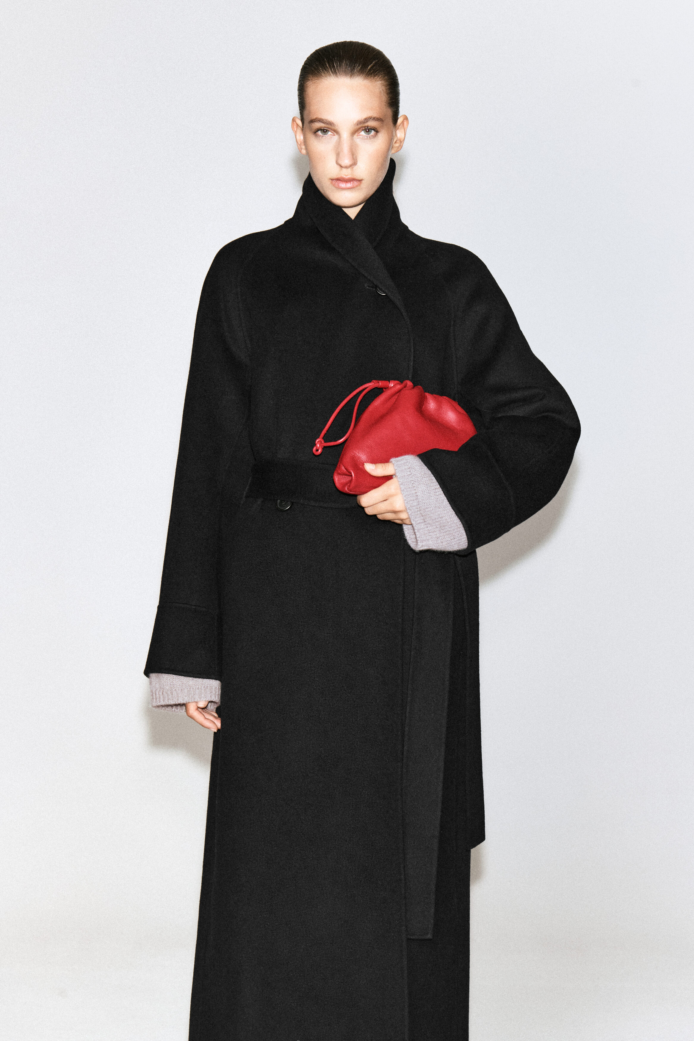 MINI CAVATELLI CLUTCH BAG - LEATHER - RED | COS US