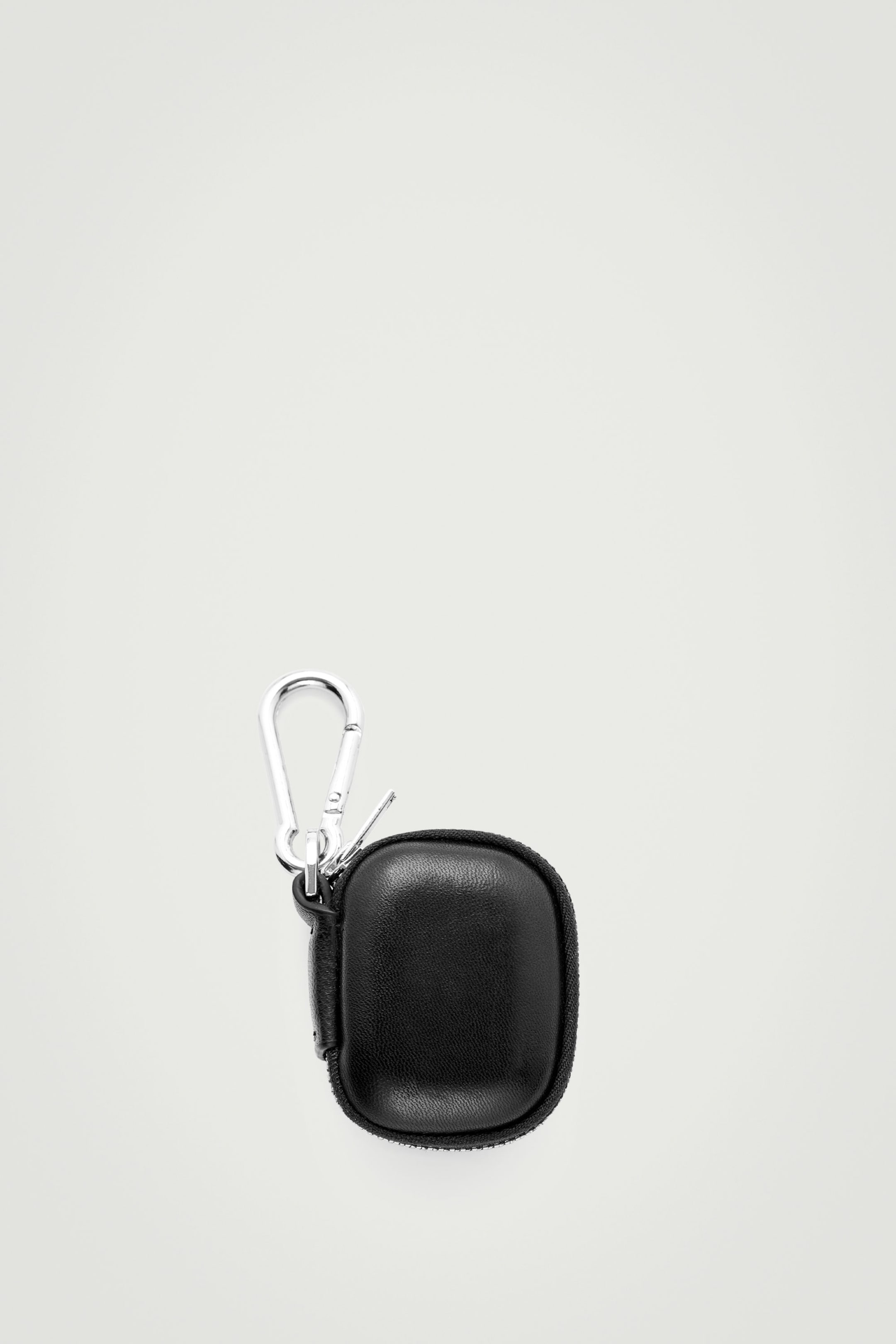LEATHER AIRPODS CASE
