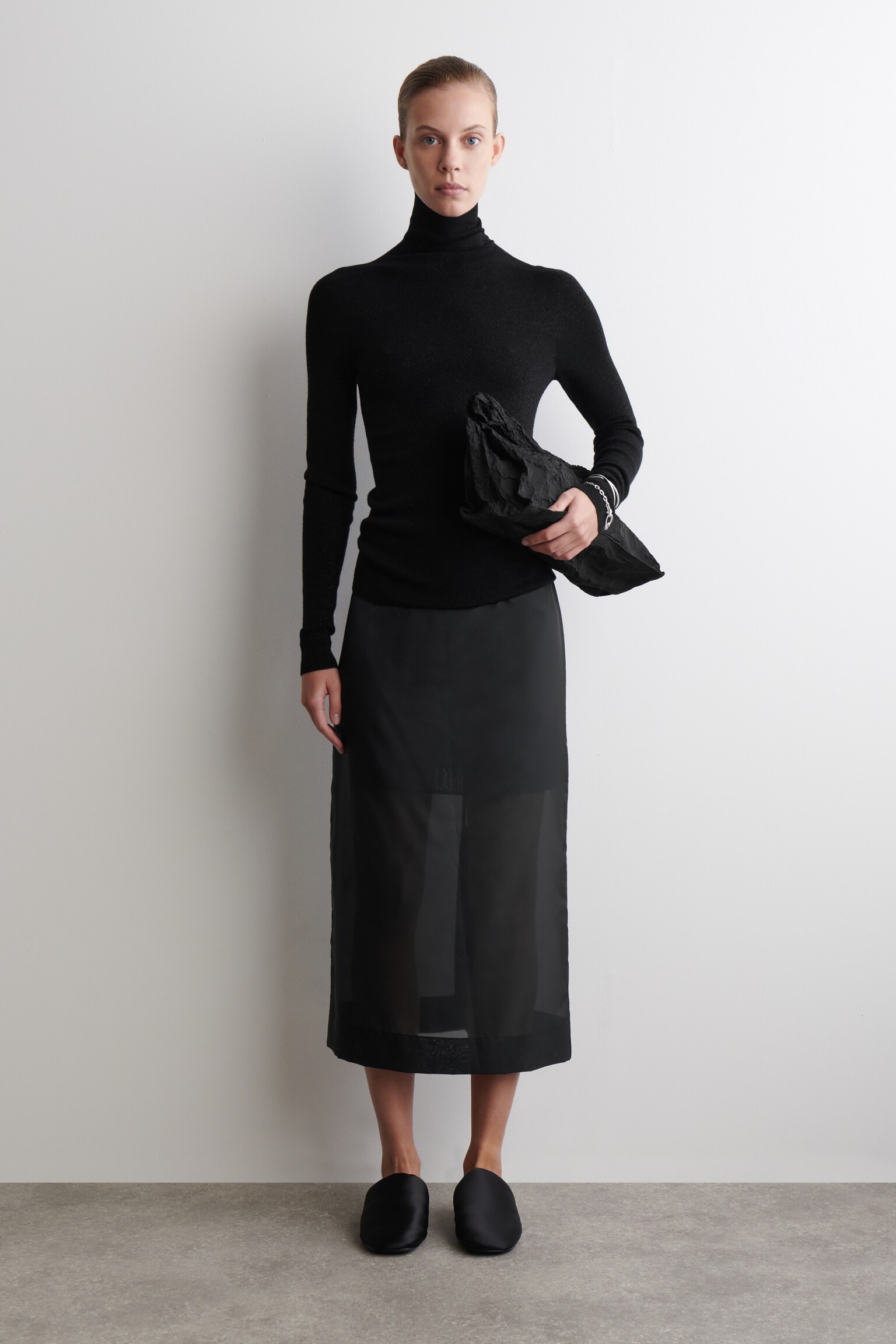 JERSEY FINO DE LANA SIN COSTURAS CON BRILLOS - NEGRO/TOPO/CREMA - 3