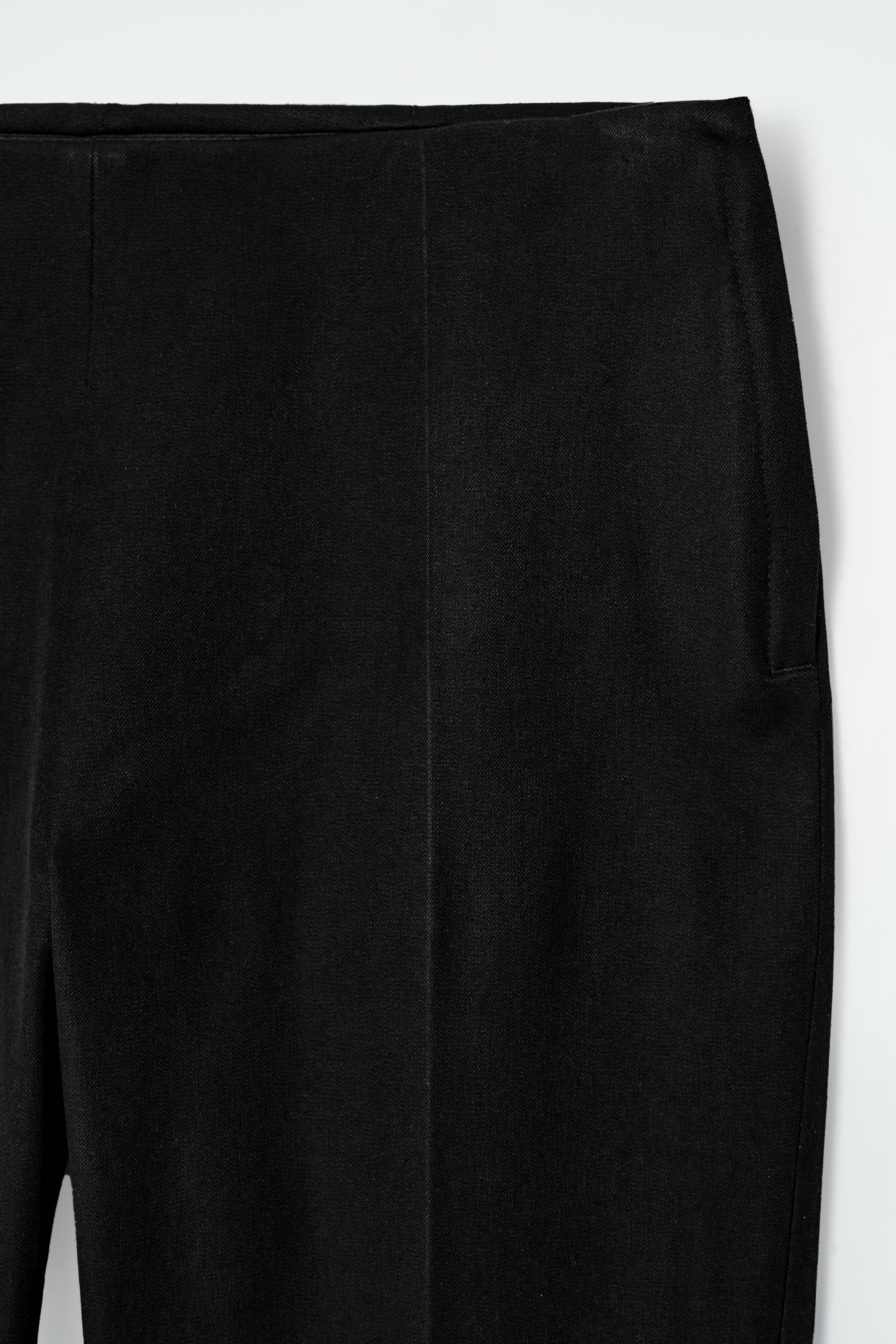 Ingrandisci l'immagine: COTTON-BLEND CAPRI TROUSERS - BLACK - DONNA | H&M CH 6