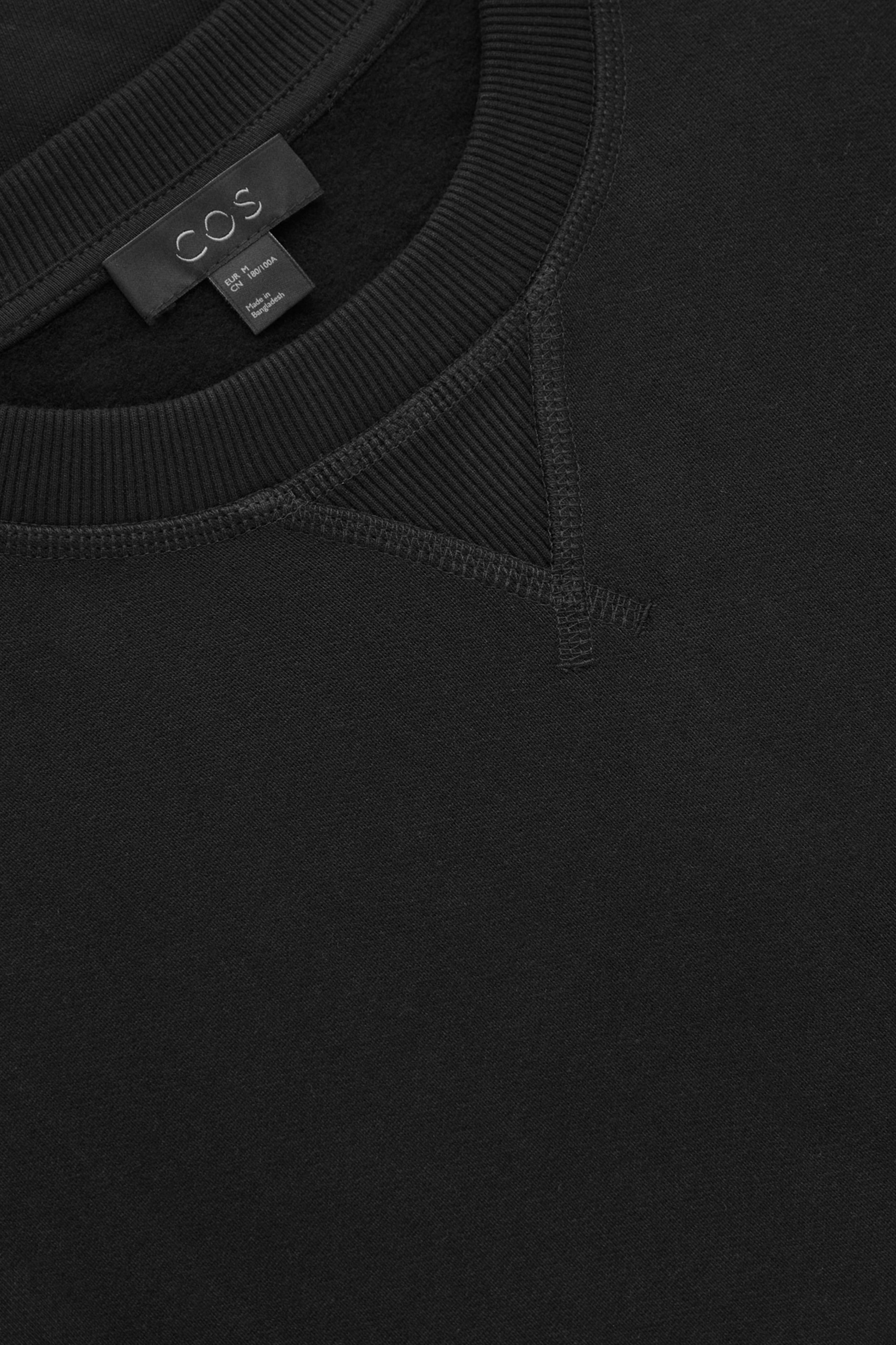 StillMedia/DescriptiveDetail