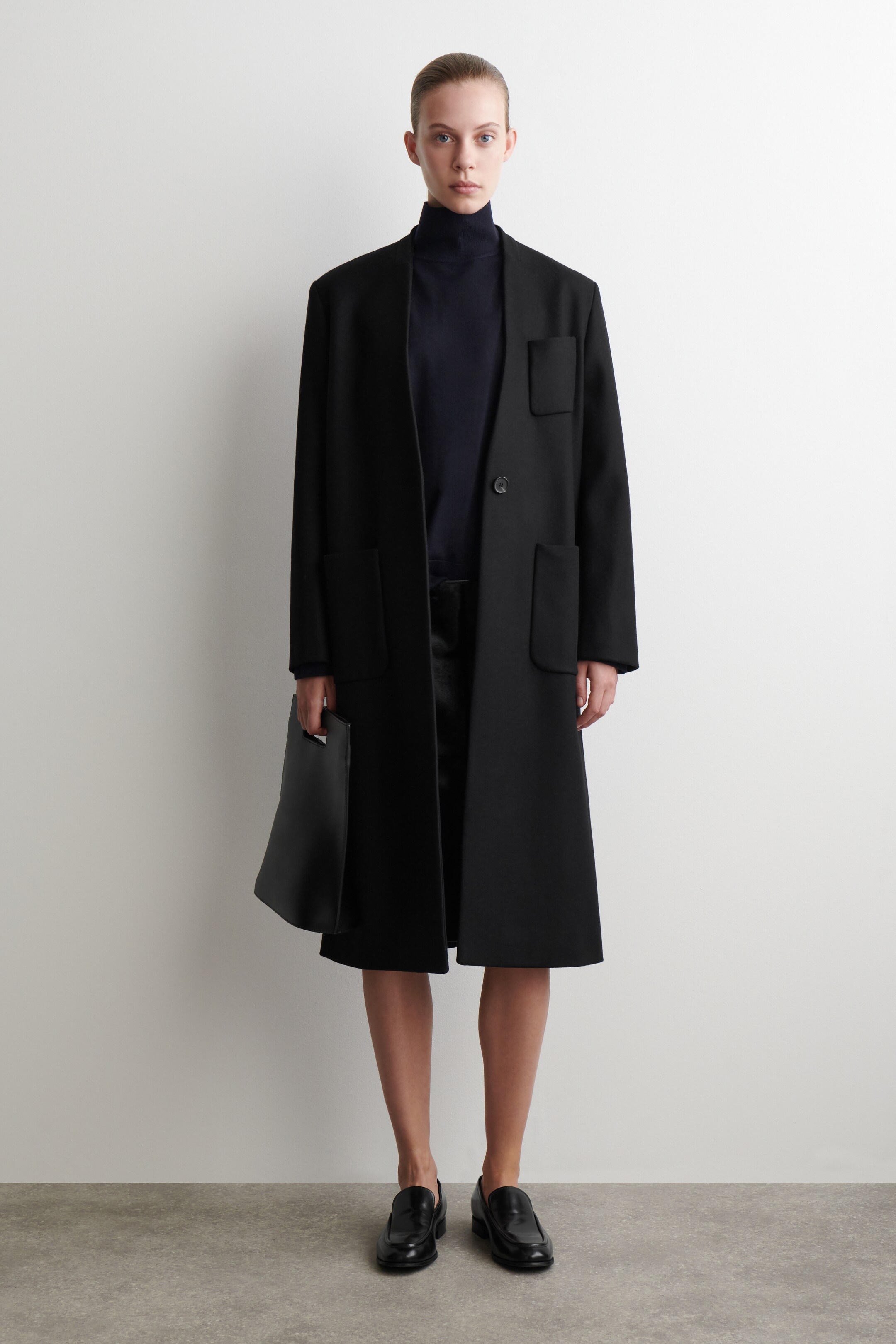 Visa större bild: POLOTRÖJA I MERINOULL - MARINBLÅ - DAM | H&M SE 2