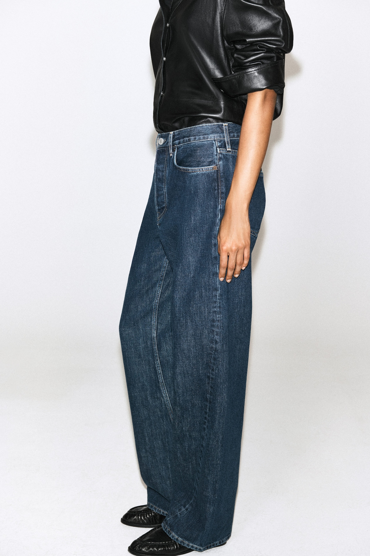 FACADE STRAIGHT-LEG JEANS — DARK BLUE