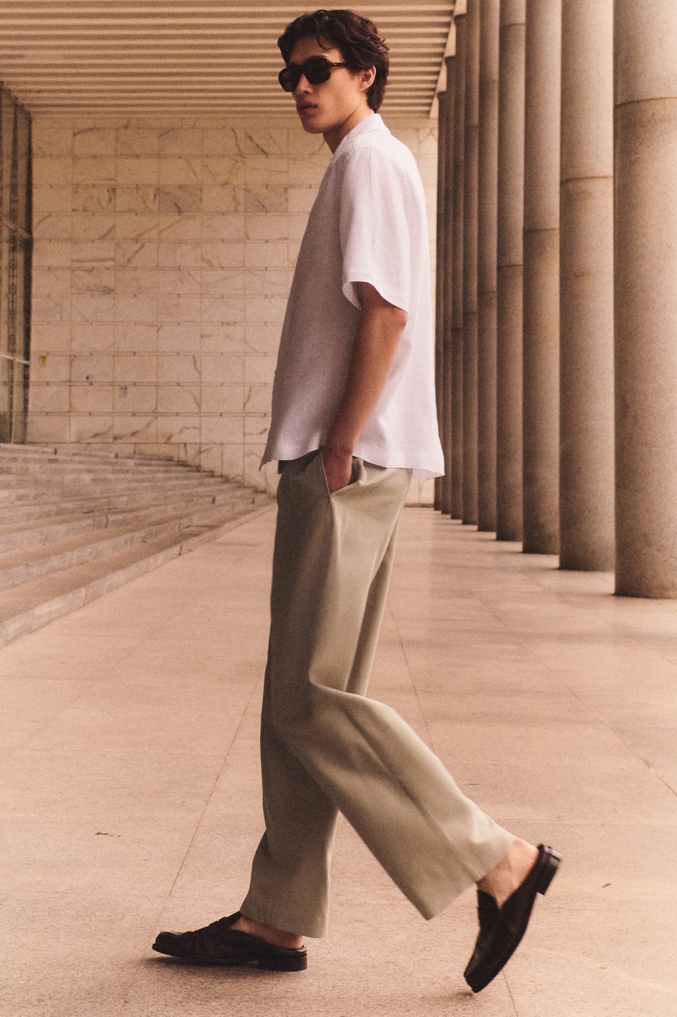 TAILORED WIDE-LEG TROUSERS