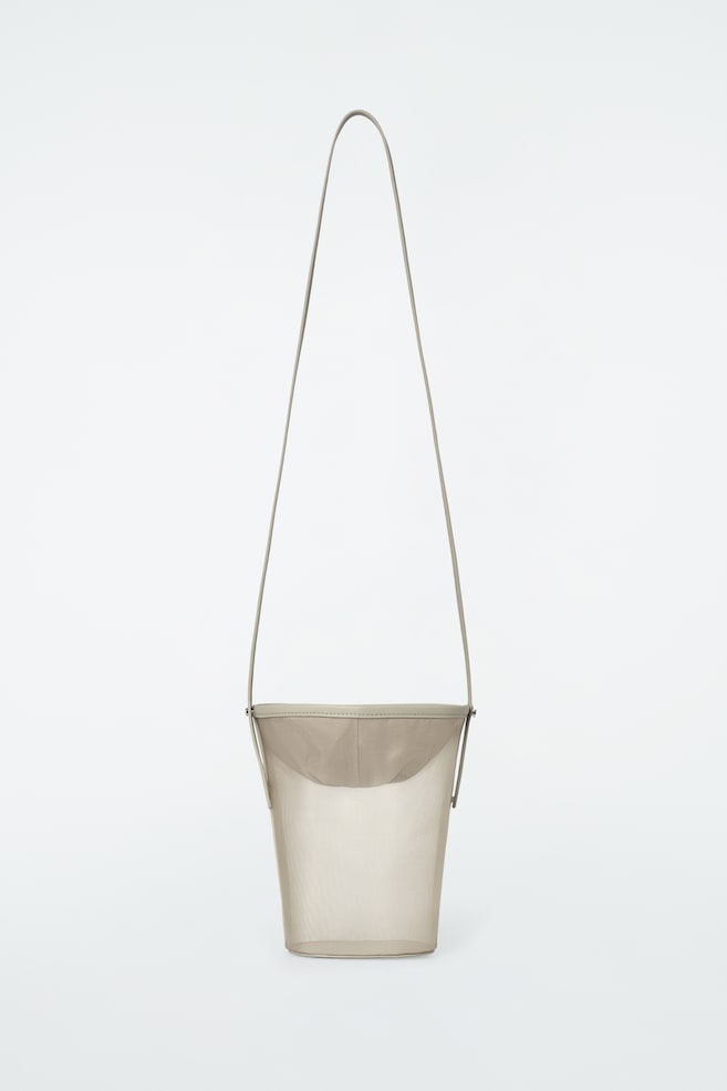 BOLSO BUCKET MINI - MALLA - BEIGE/NEGRO - 1