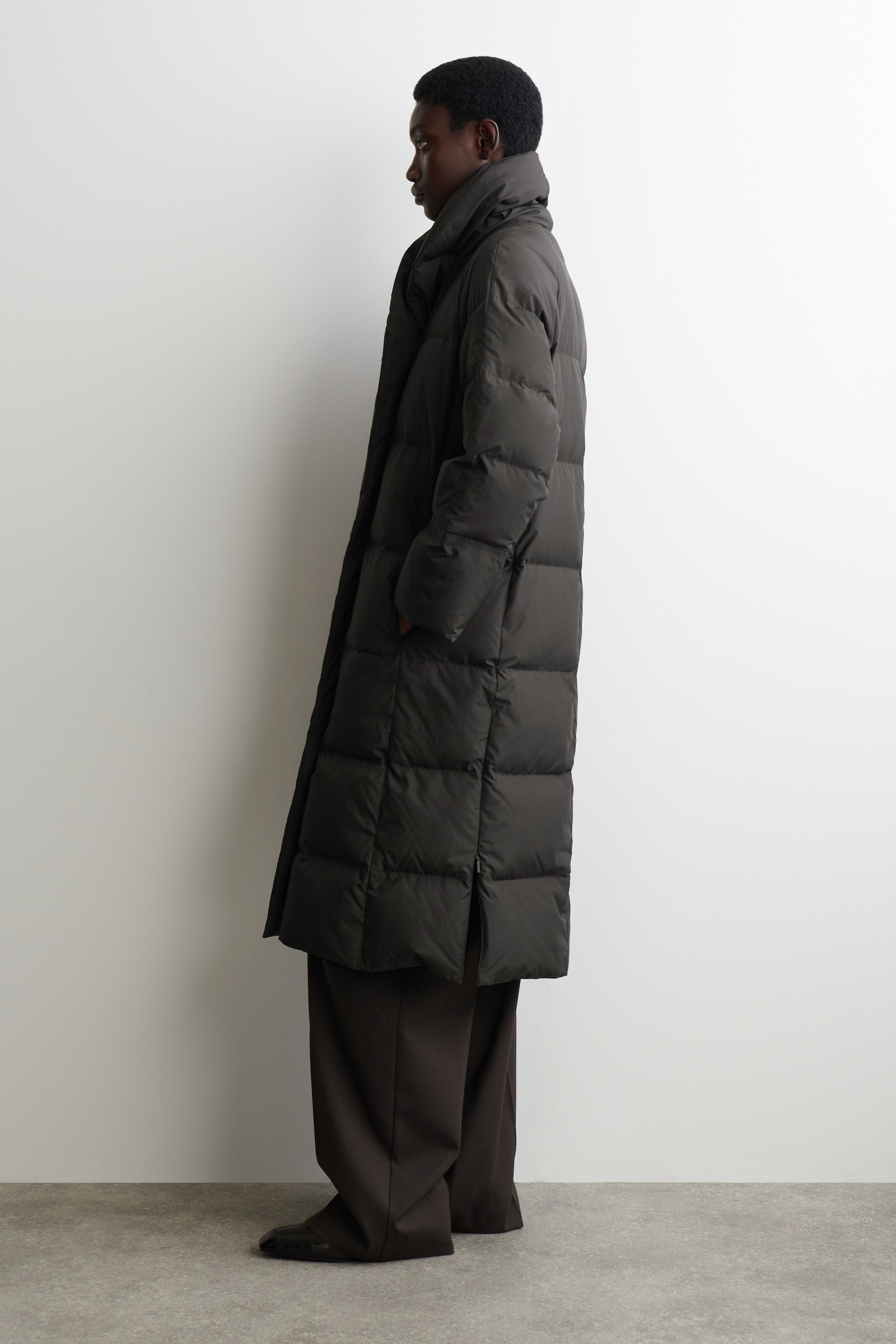 SHAWL-COLLAR QUILTED DOWN COAT - DARK BROWN - 4