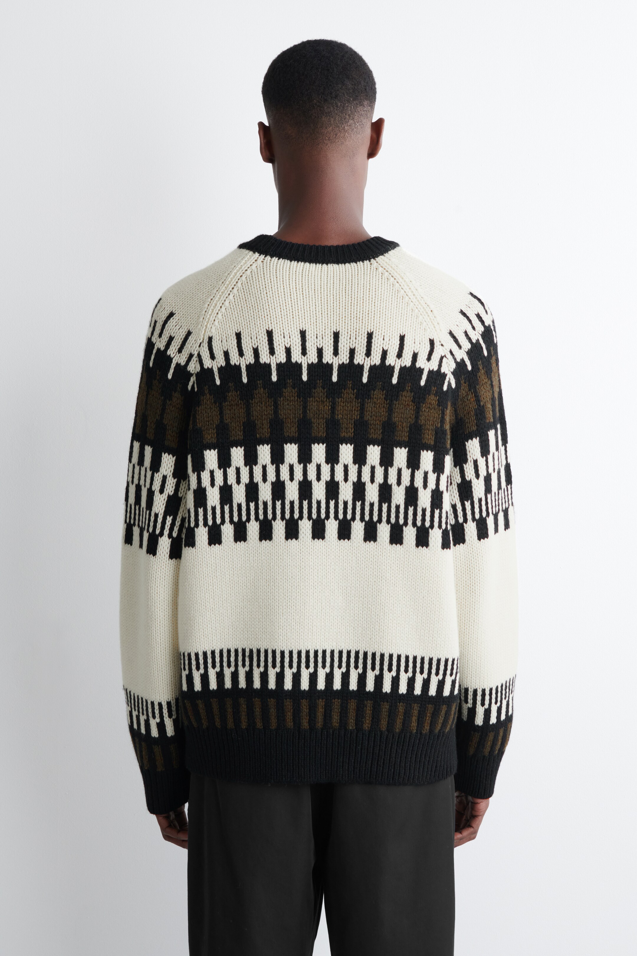 הצגת תמונה גדולה יותר: סוודר צמר-קאשמיר פייר אייל - שמנת / שחור / חום | H&M IL 5