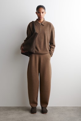 MERINO WOOL BARREL-LEG TROUSERS — BROWN MÉLANGE 1